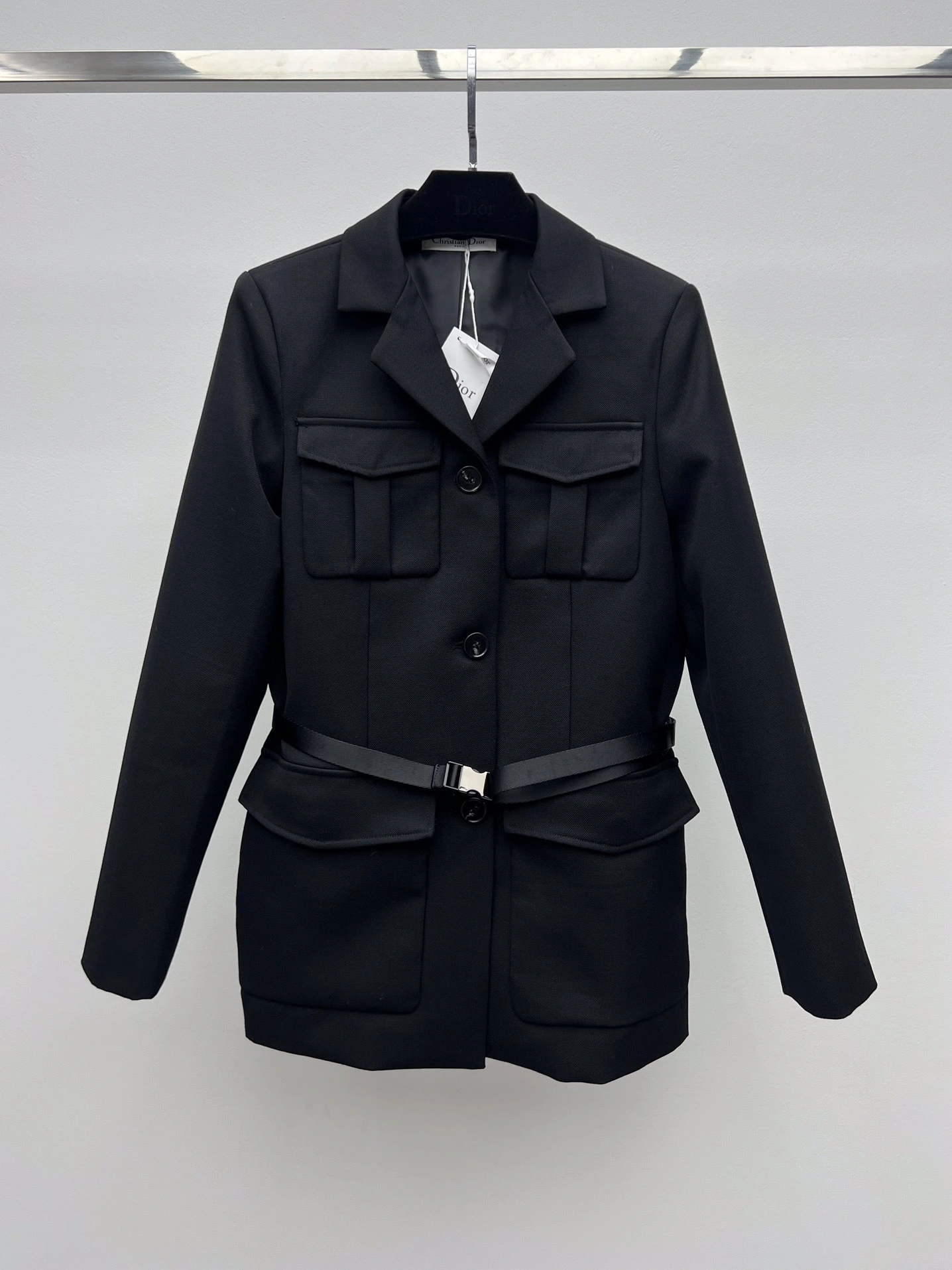 victoria- 4ior item:D-F244K1104