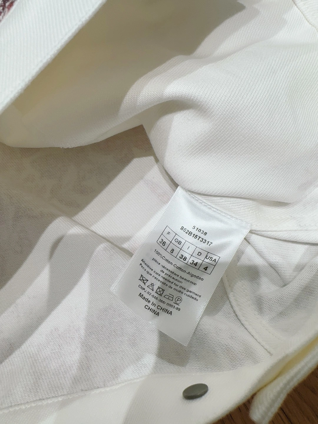 victoria- 4ior item:D-F244K1124