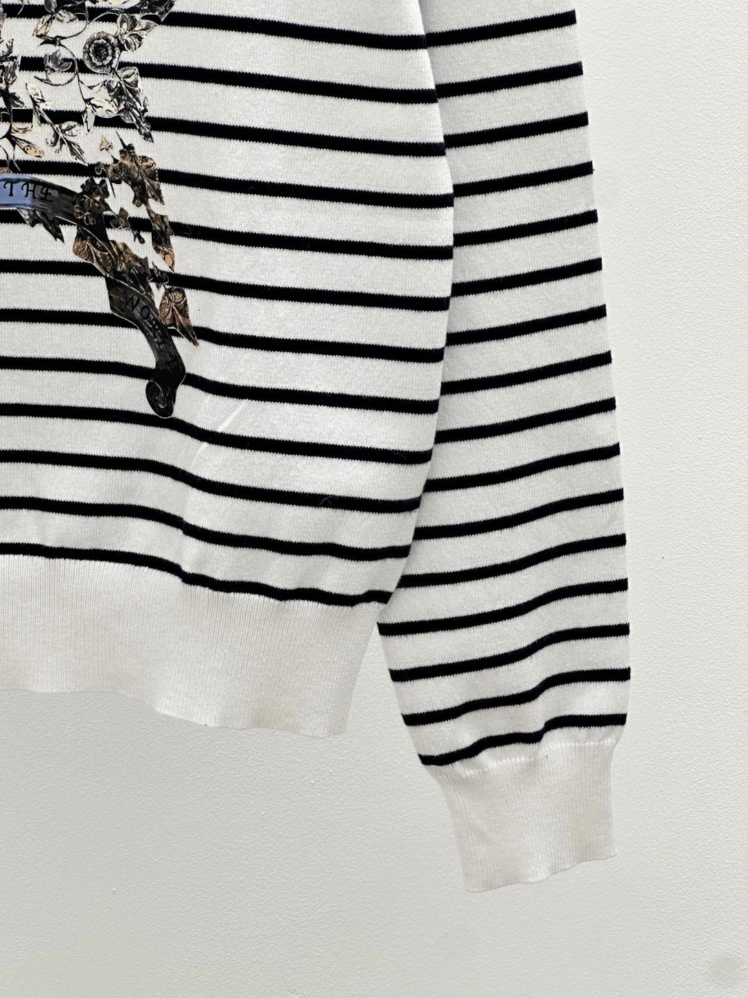 victoria- 4ior item:D-F245K0307