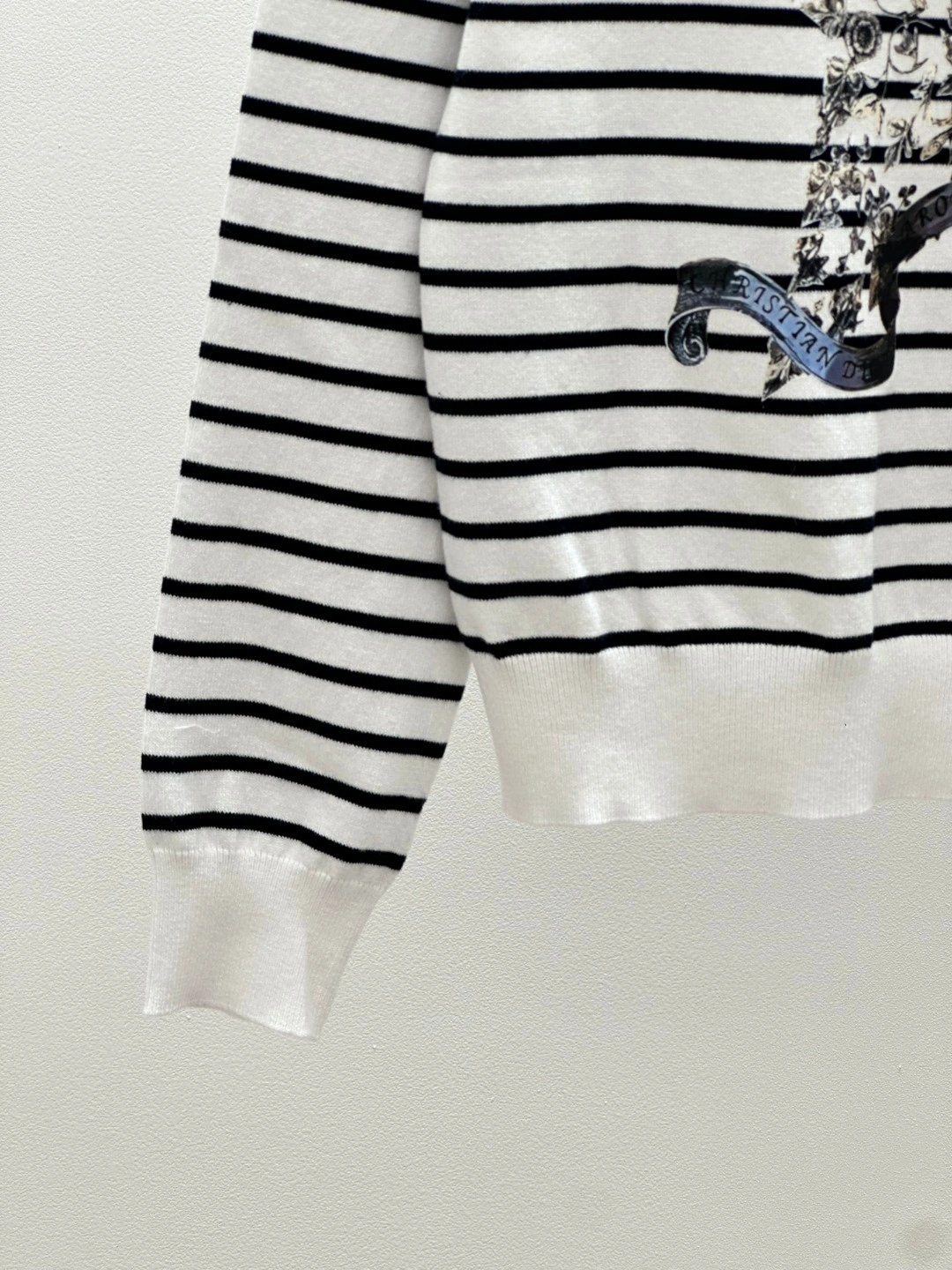 victoria- 4ior item:D-F245K0307