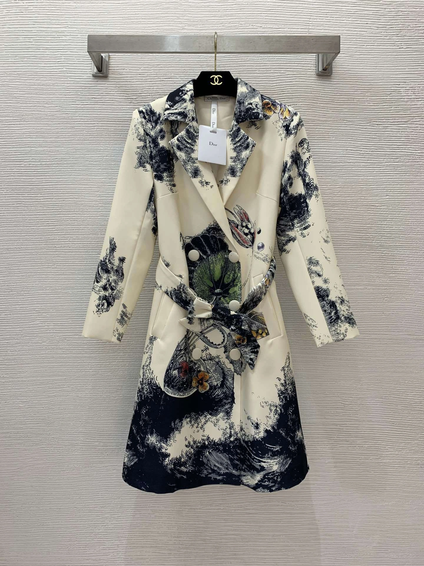 victoria- 4ior item:E-F044A0325