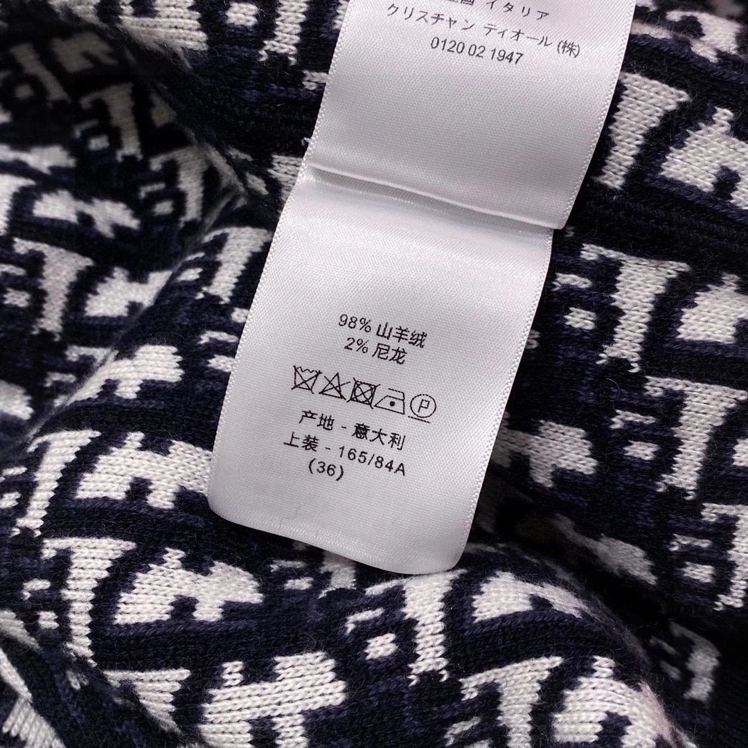 victoria- 4ior reversible cashmere item:D-F054J2110