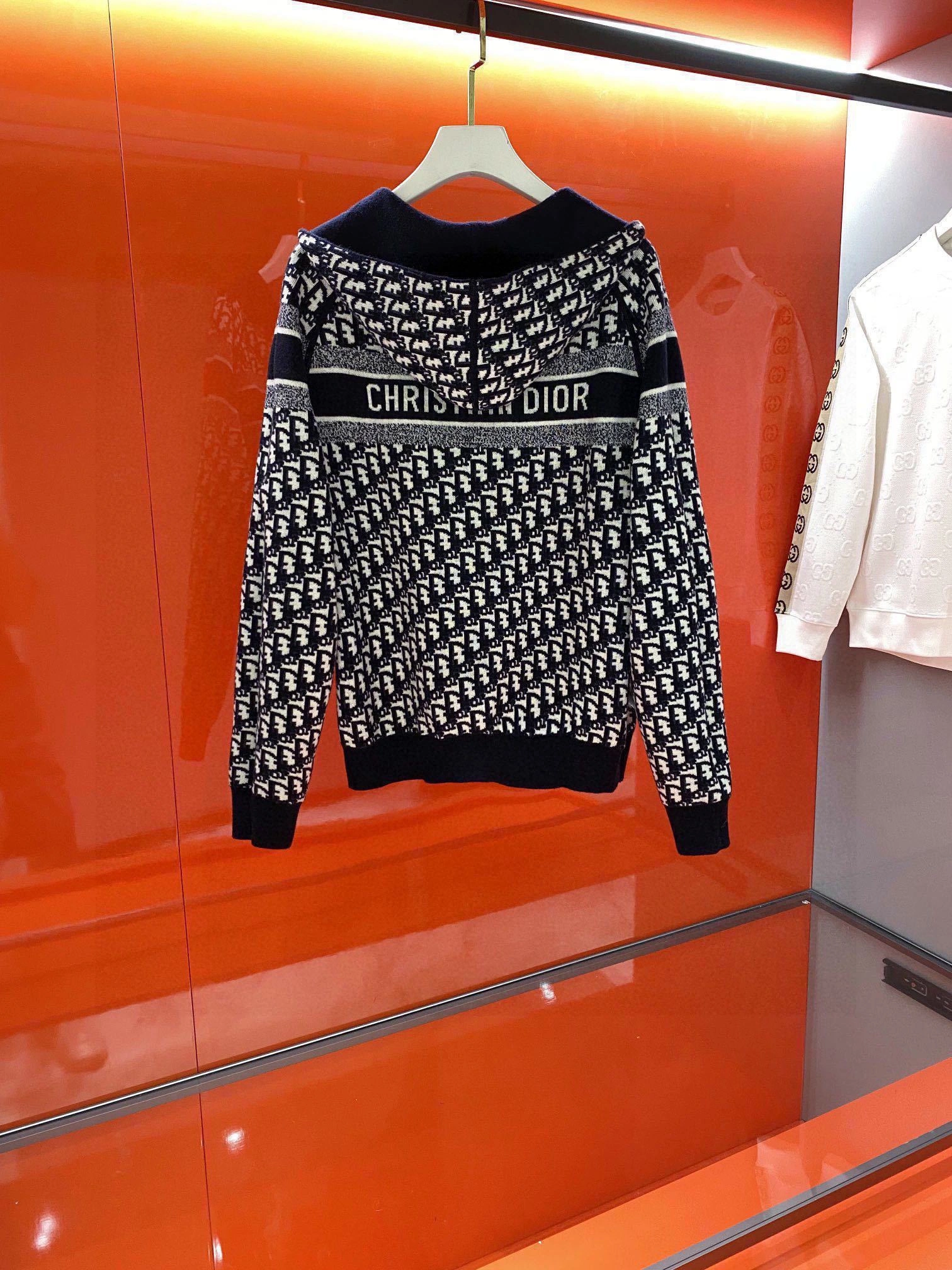 victoria- 4ior reversible cashmere item:D-F054J2110