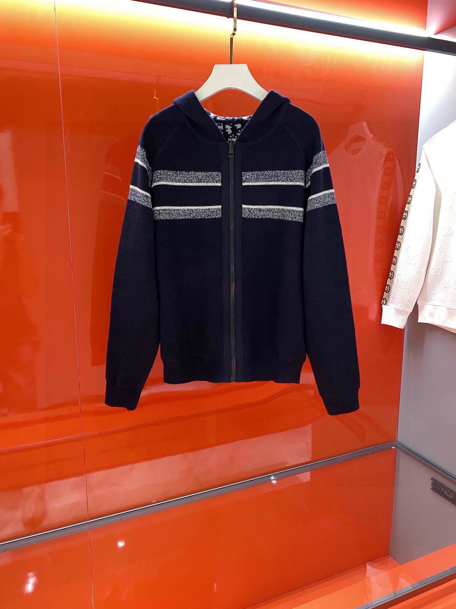 victoria- 4ior reversible cashmere item:D-F054J2110