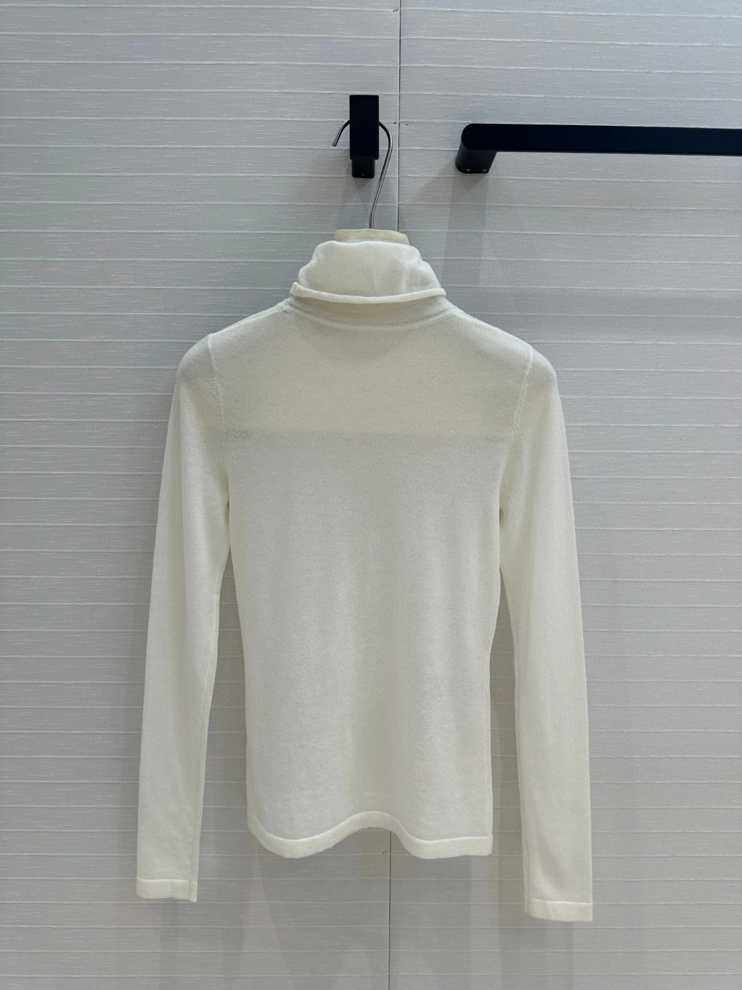 victoria- 4ior wool 2Colour item:D-F240K0716-2