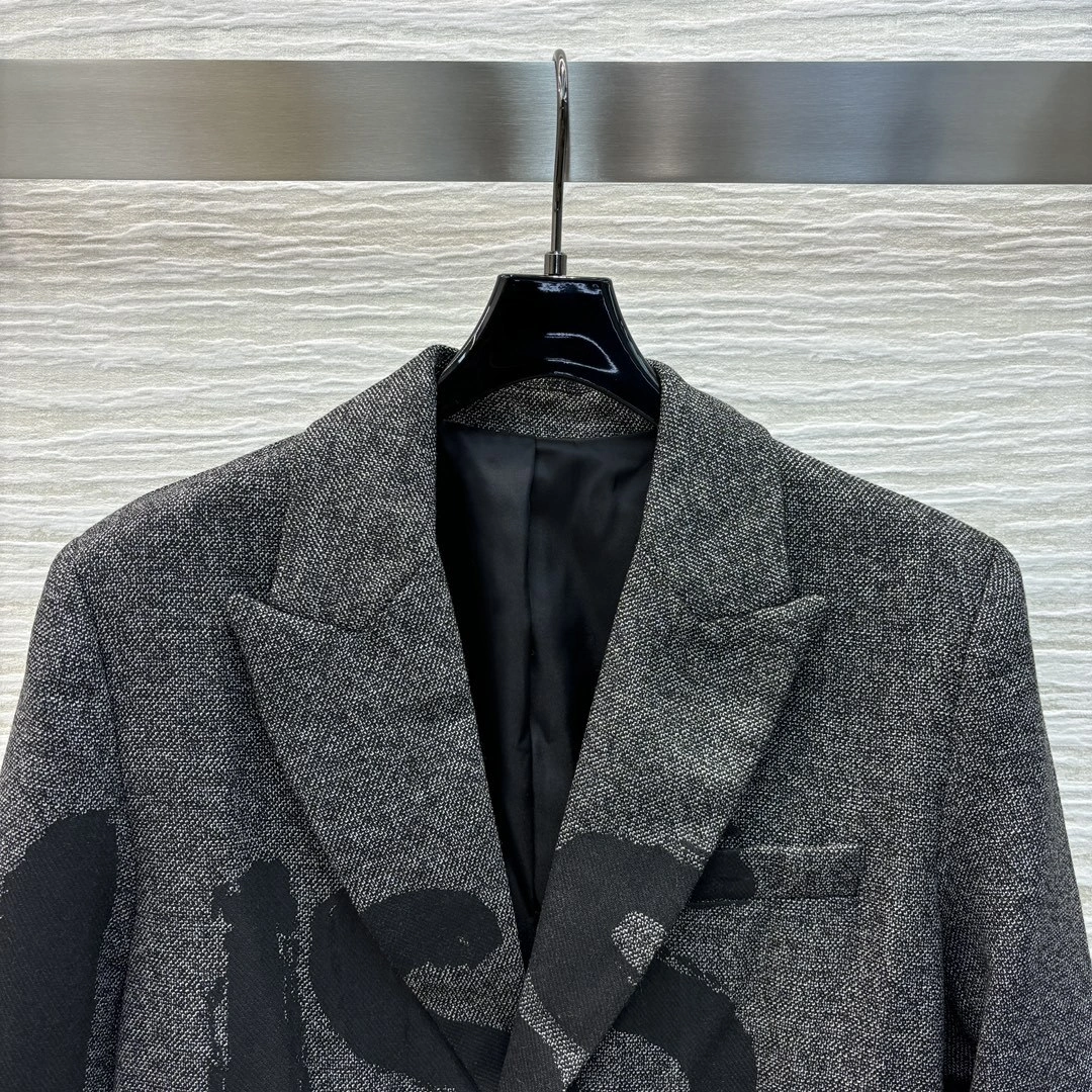 victoria- 4ior wool item:D-F061I0209