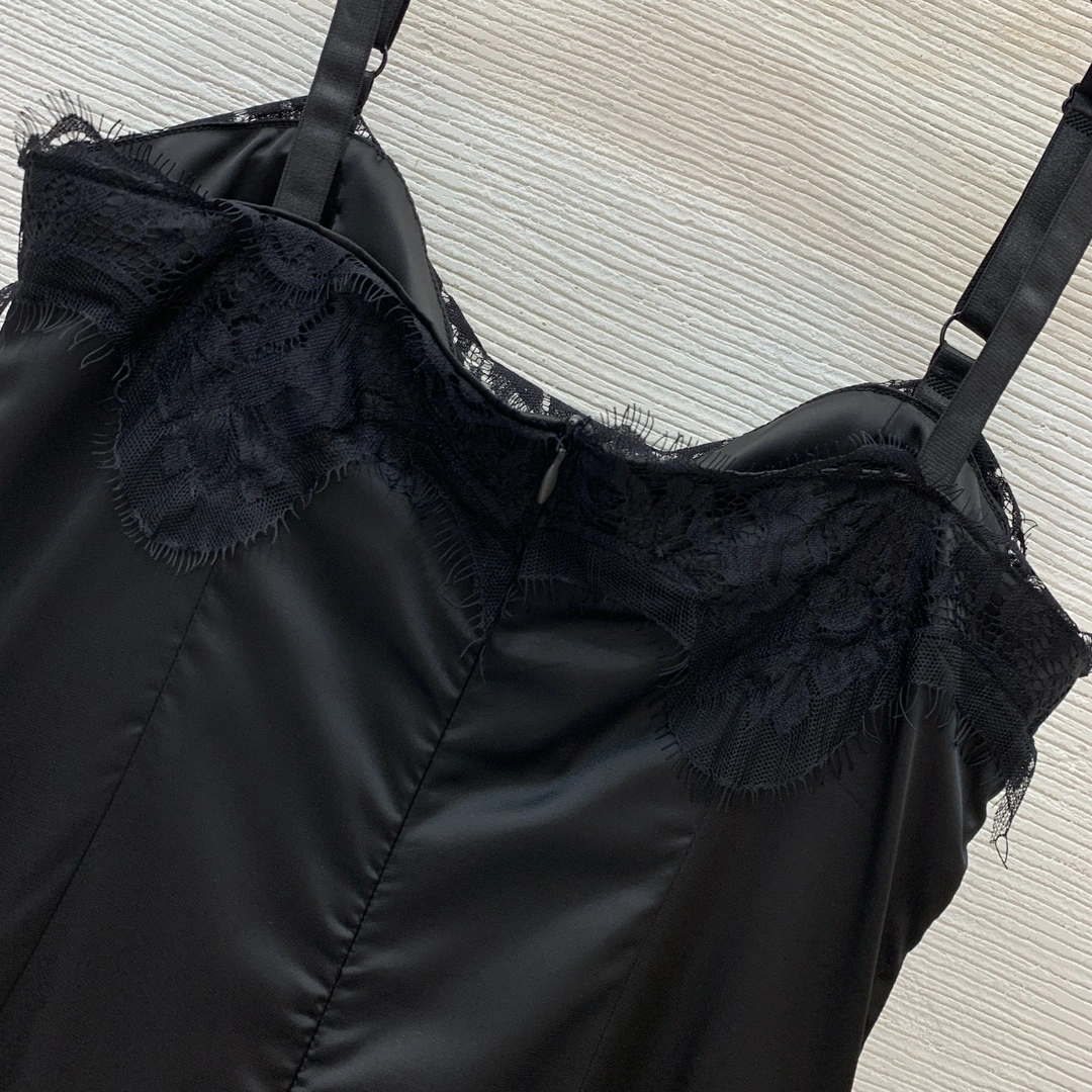 victoria- 4o835& item:E-F044A0218