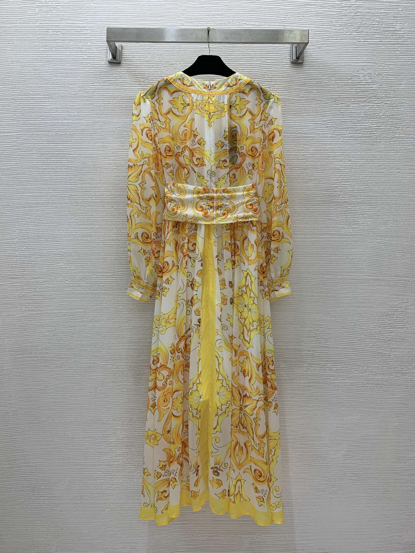 victoria- 4o835& item:E-F044A0219