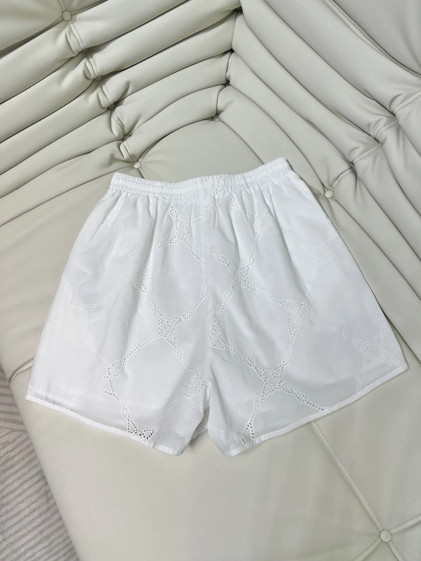 victoria- 6u33i item:D-F240G0945