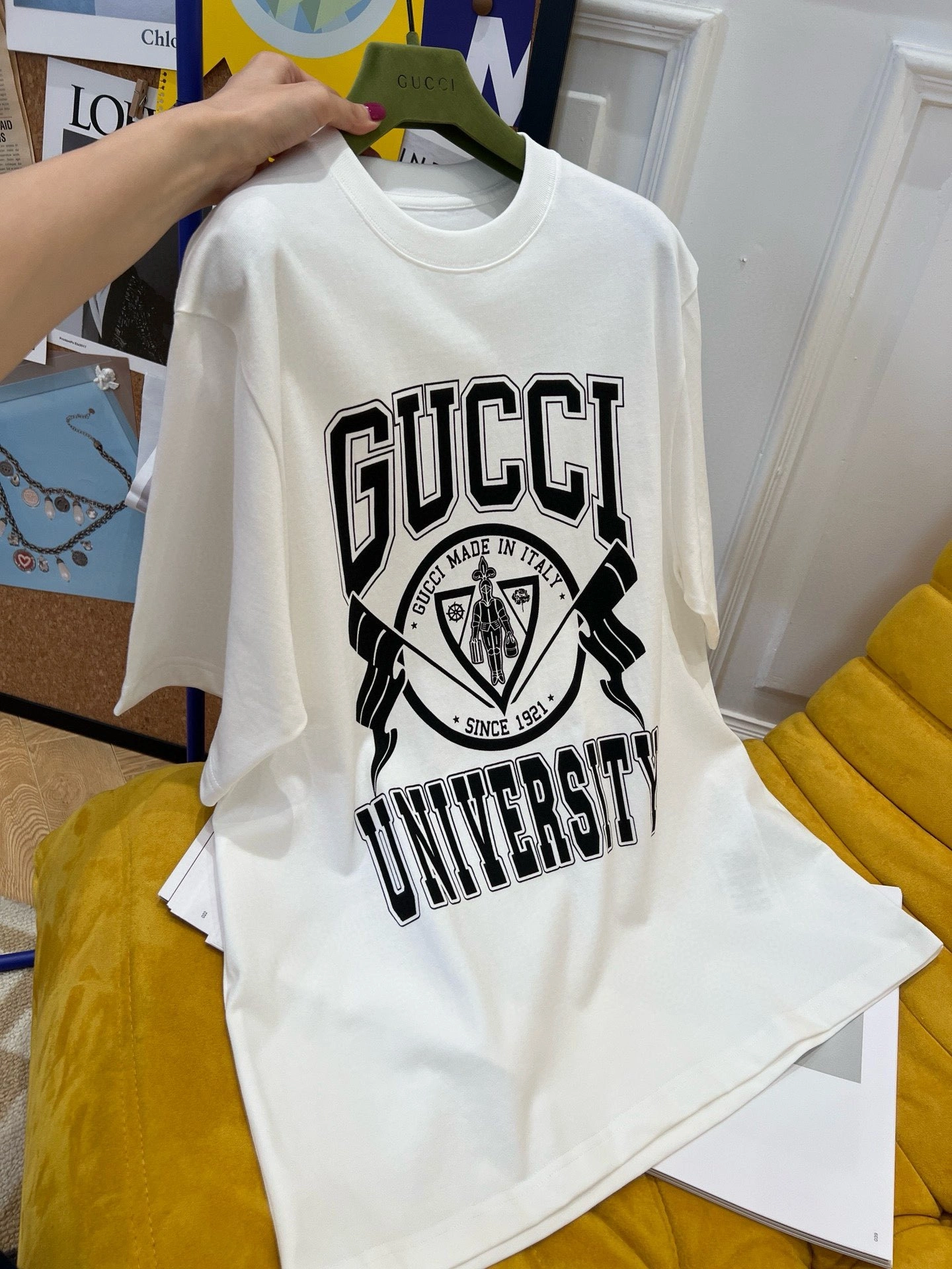 victoria- 6u33i oversized item:D-F240G0946