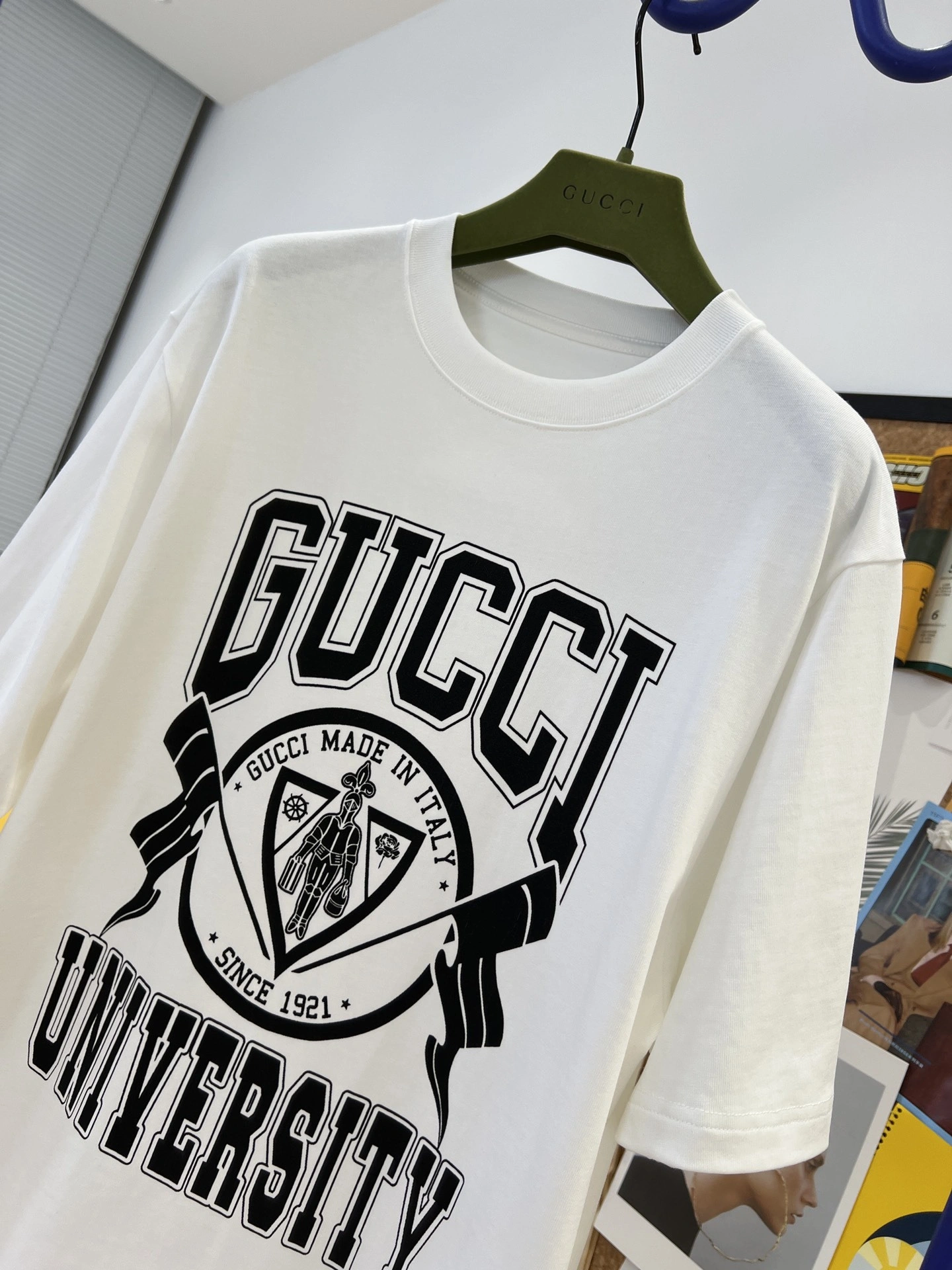 victoria- 6u33i oversized item:D-F240G0946