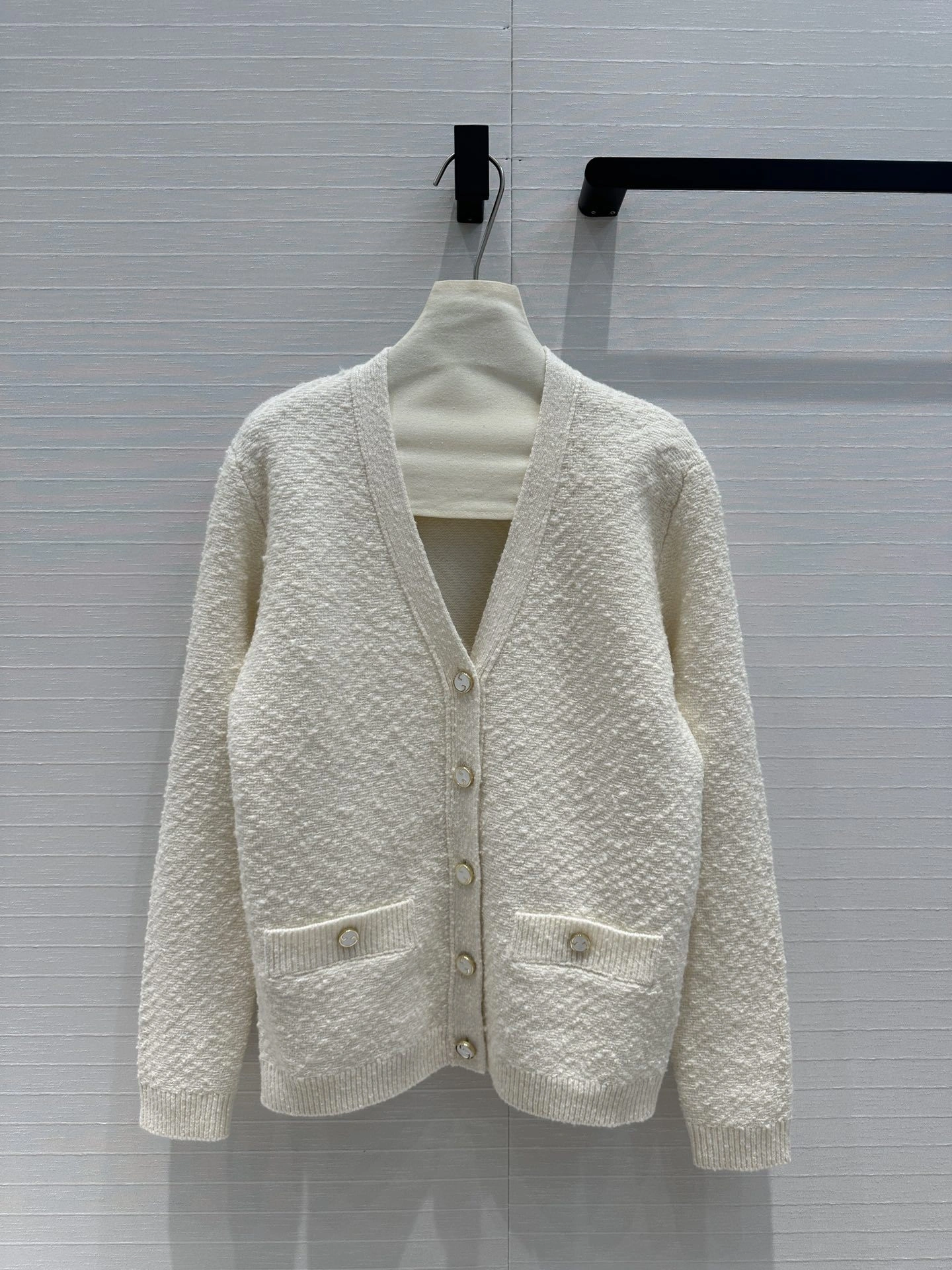 victoria- 6u33i wool item:D-F061I0618