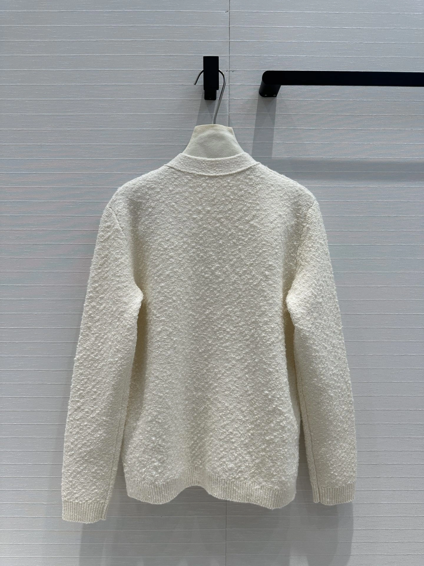 victoria- 6u33i wool item:D-F061I0618