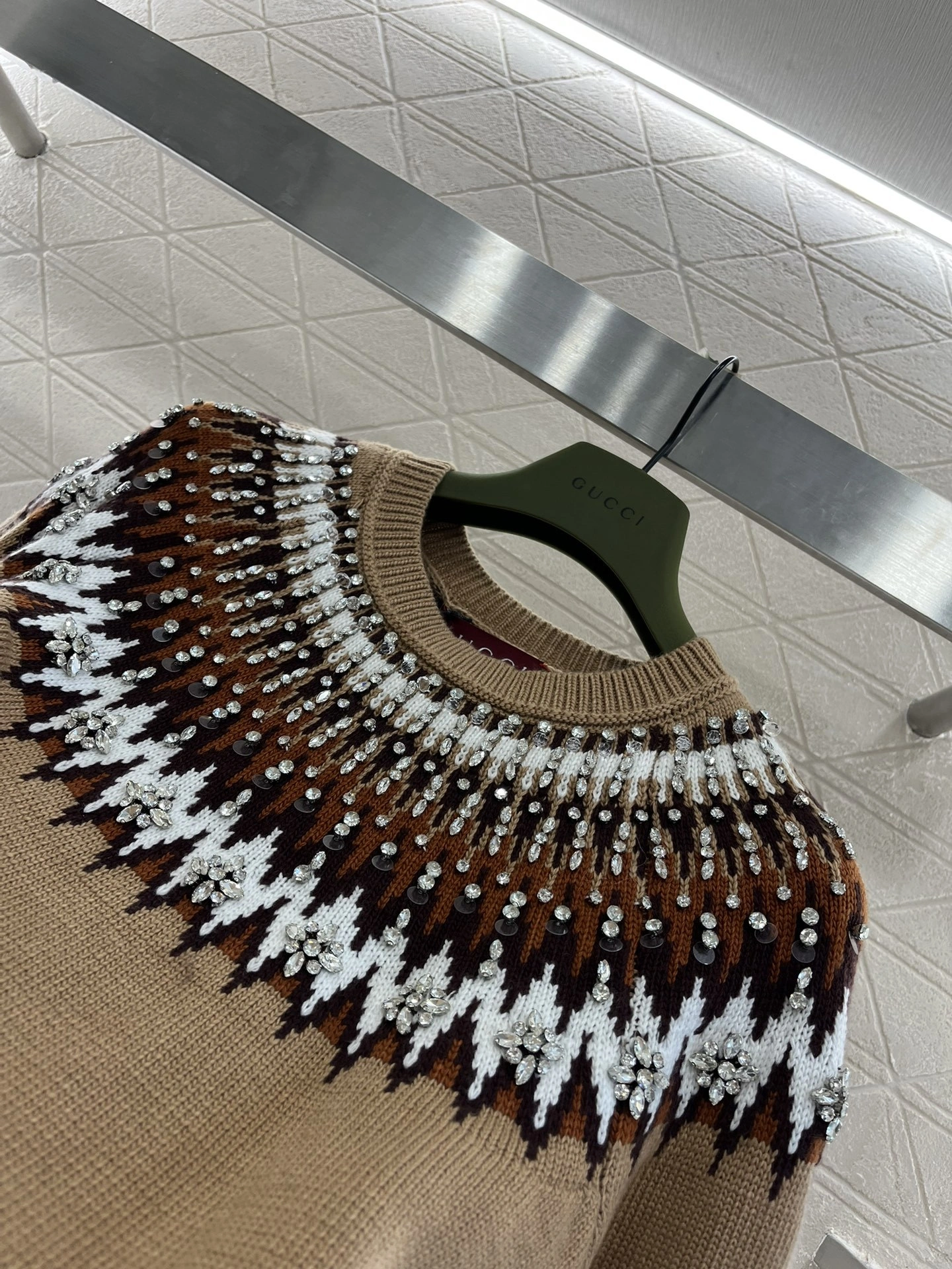 victoria- 6u33i wool item:D-F244K1704