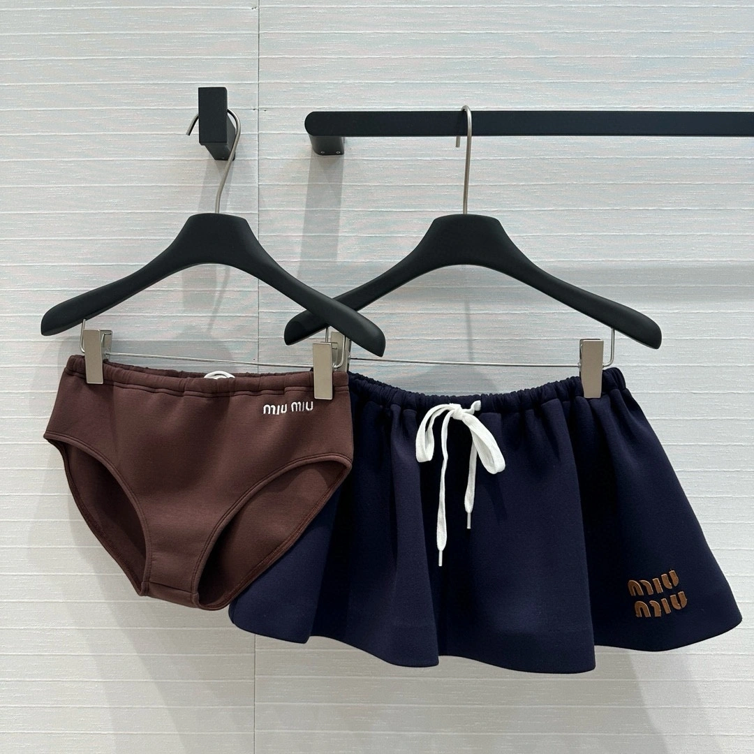victoria- 7iu7iu 2Colour item:D-F240G2614-2