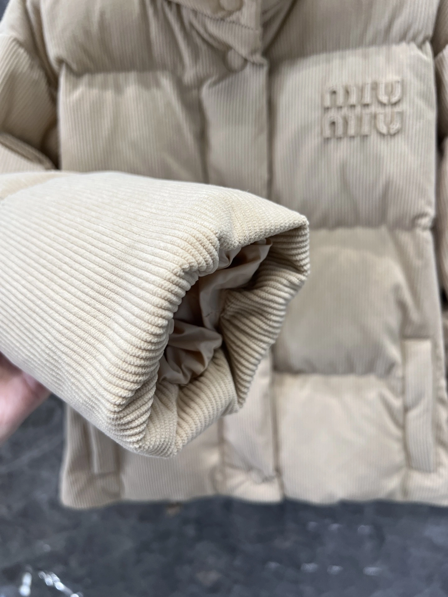 victoria- 7iu7iu corduroy down jacket item:D-F240J2106
