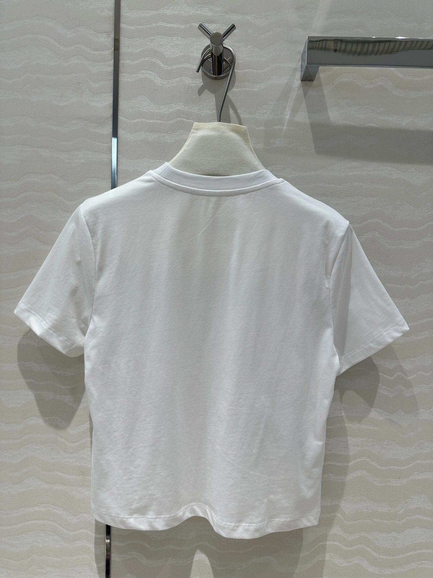 &victoria- 7iu7iu embroidery 2Colour item:D-F240G2664-2