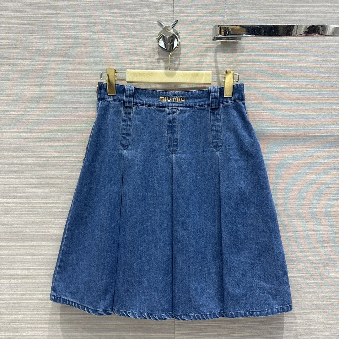 victoria- 7iu7iu item:D-F061H1504