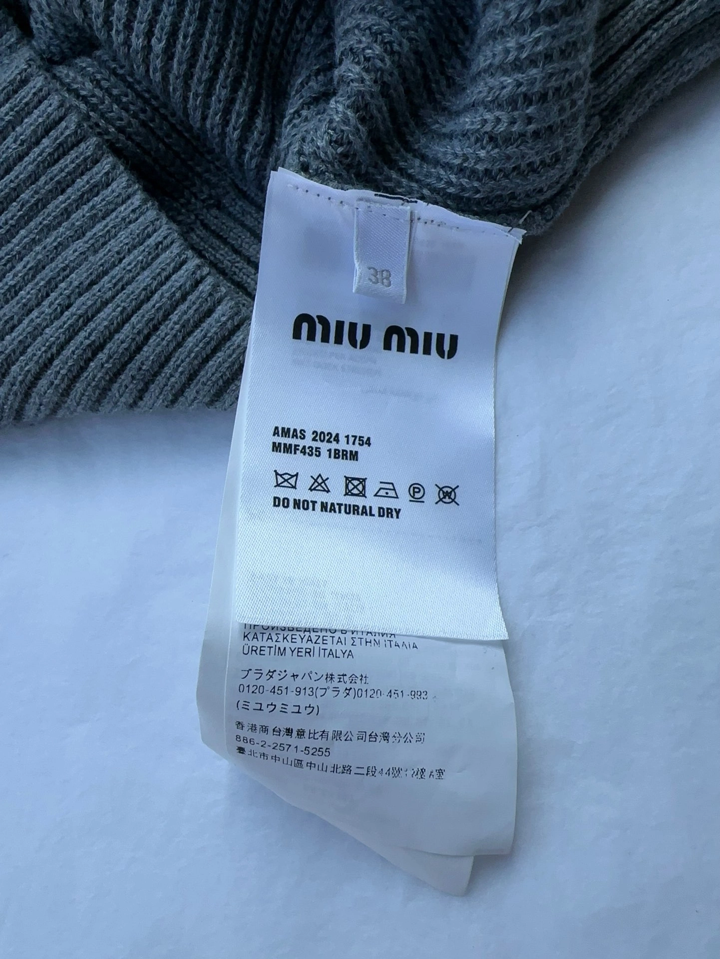 victoria- 7iu7iu item:D-F245K0721