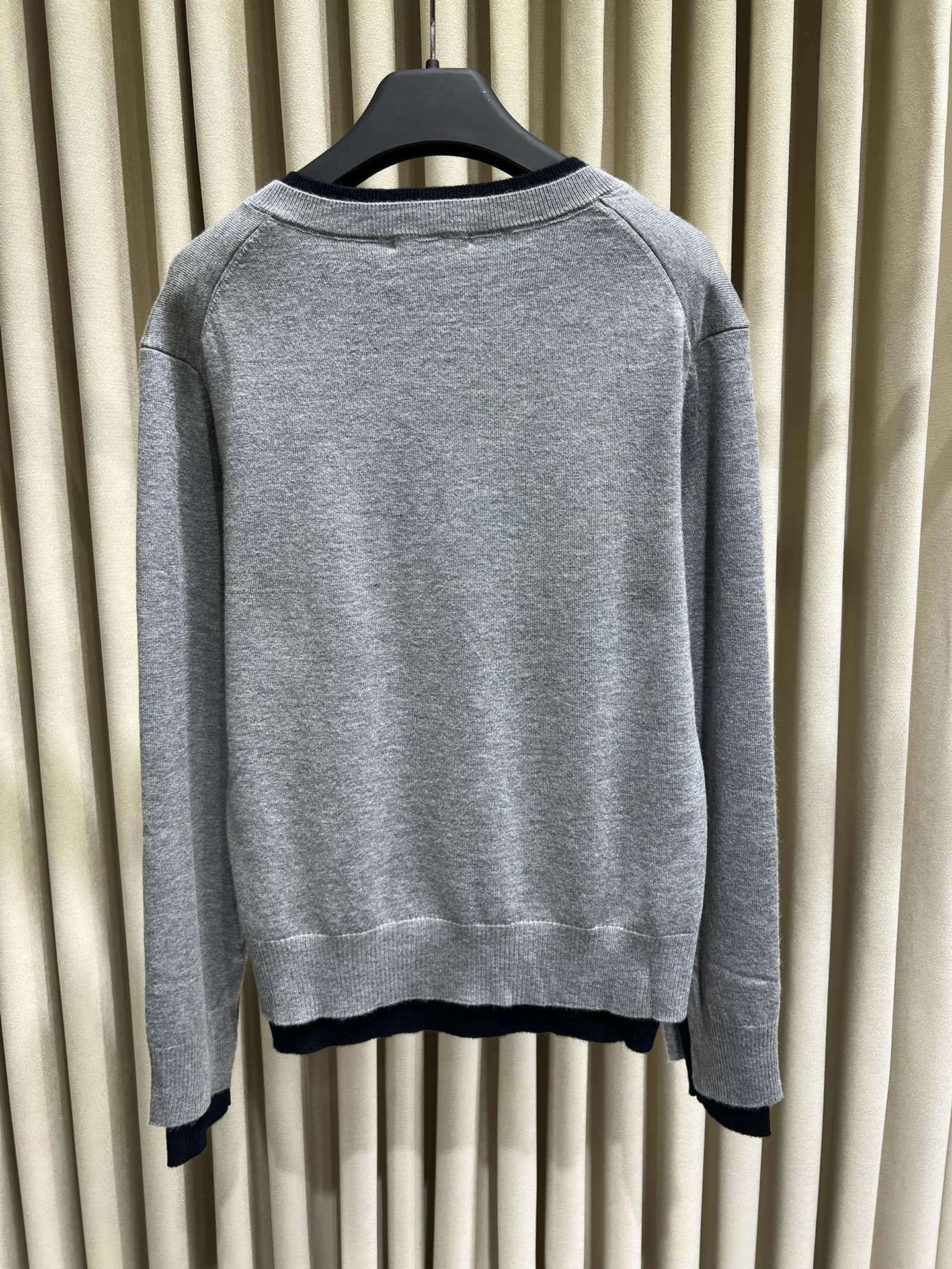 victoria- 7iu7iu wool item:D-F140G2403