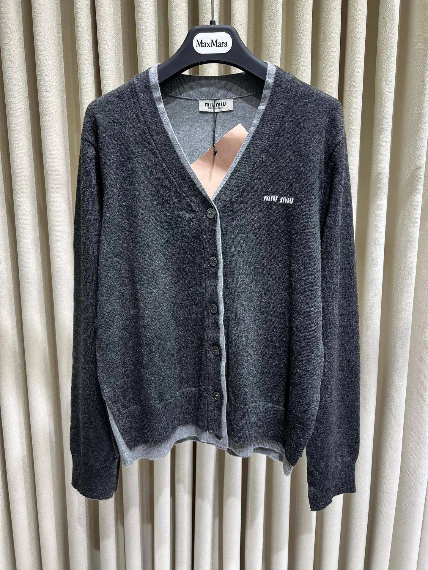 victoria- 7iu7iu wool item:D-F140G2404