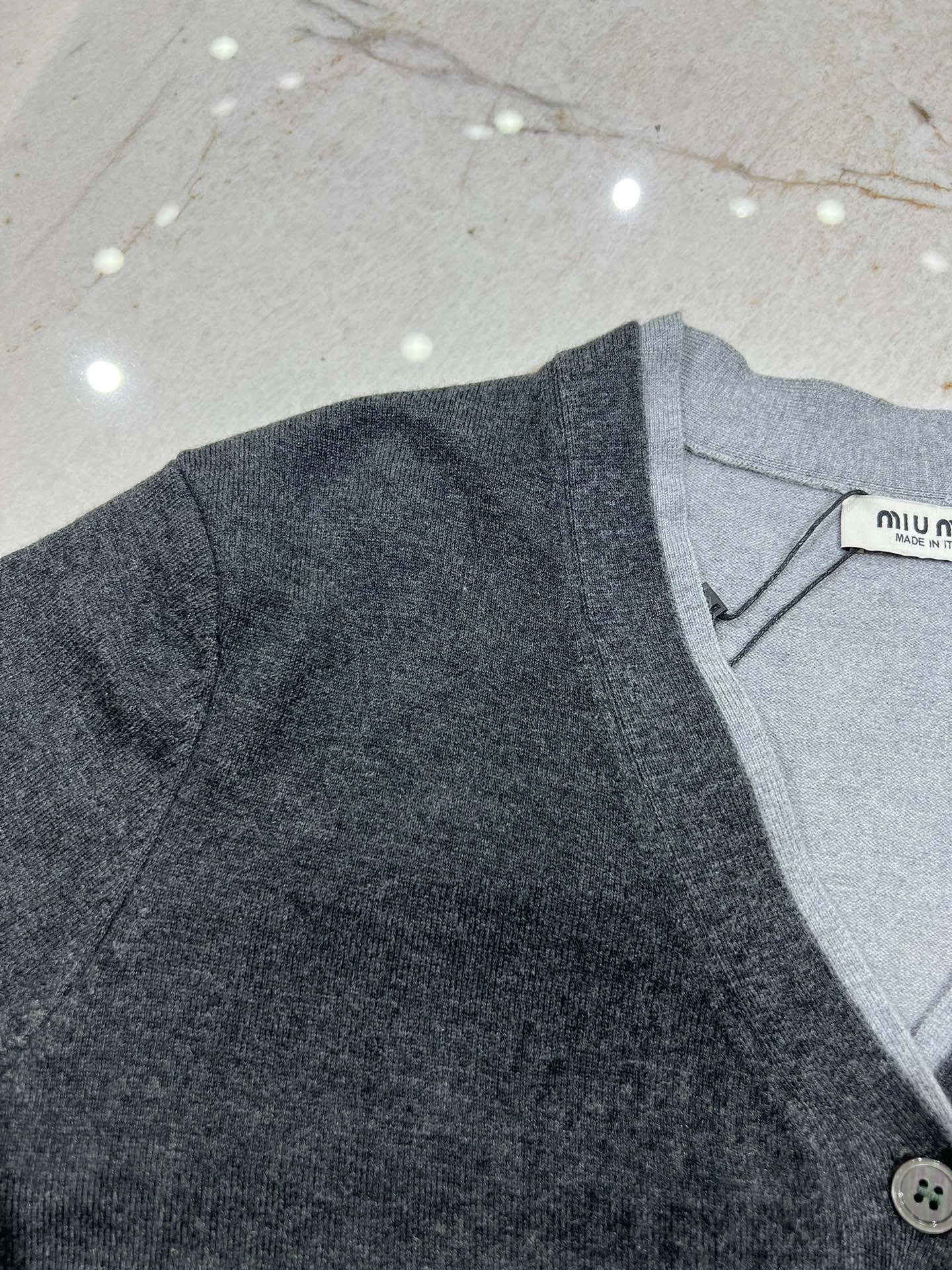 victoria- 7iu7iu wool item:D-F140G2404