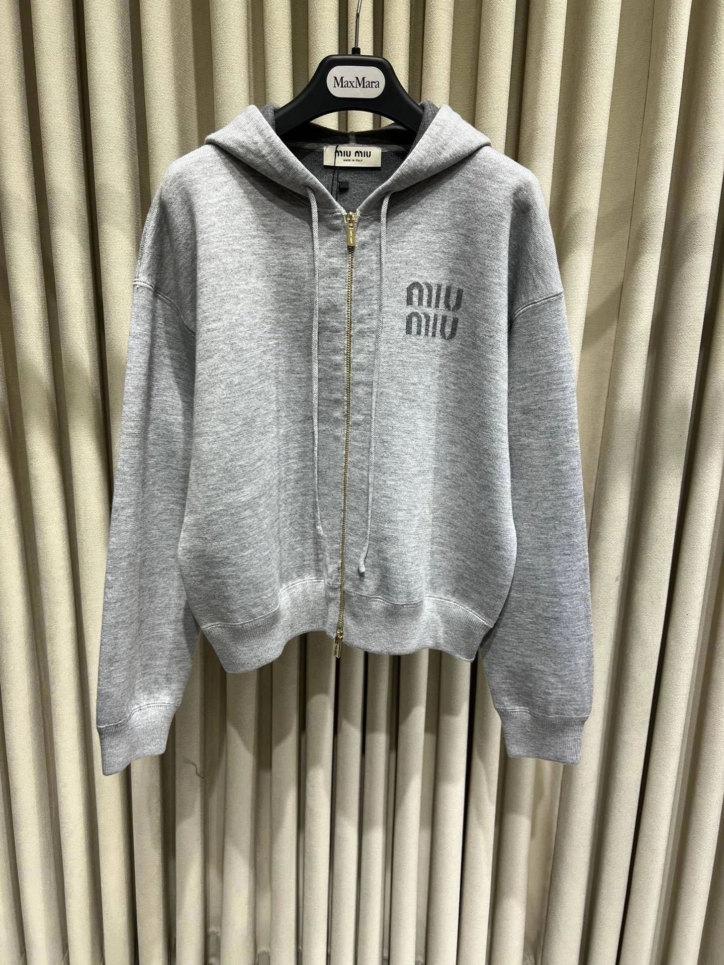 victoria- 7iu7iu wool item:E-F044A0240