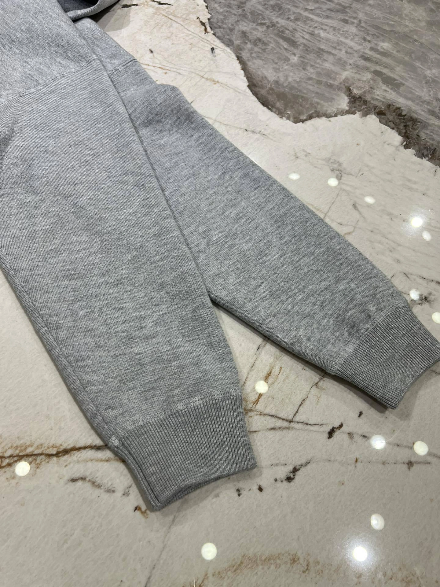 victoria- 7iu7iu wool item:E-F044A0240