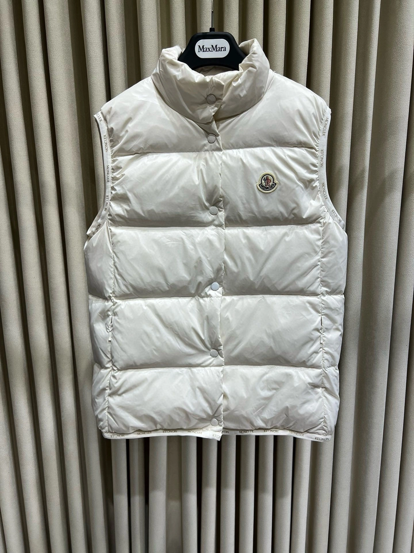 victoria- 7o9385r 2Colour item:D-F140J5026-2