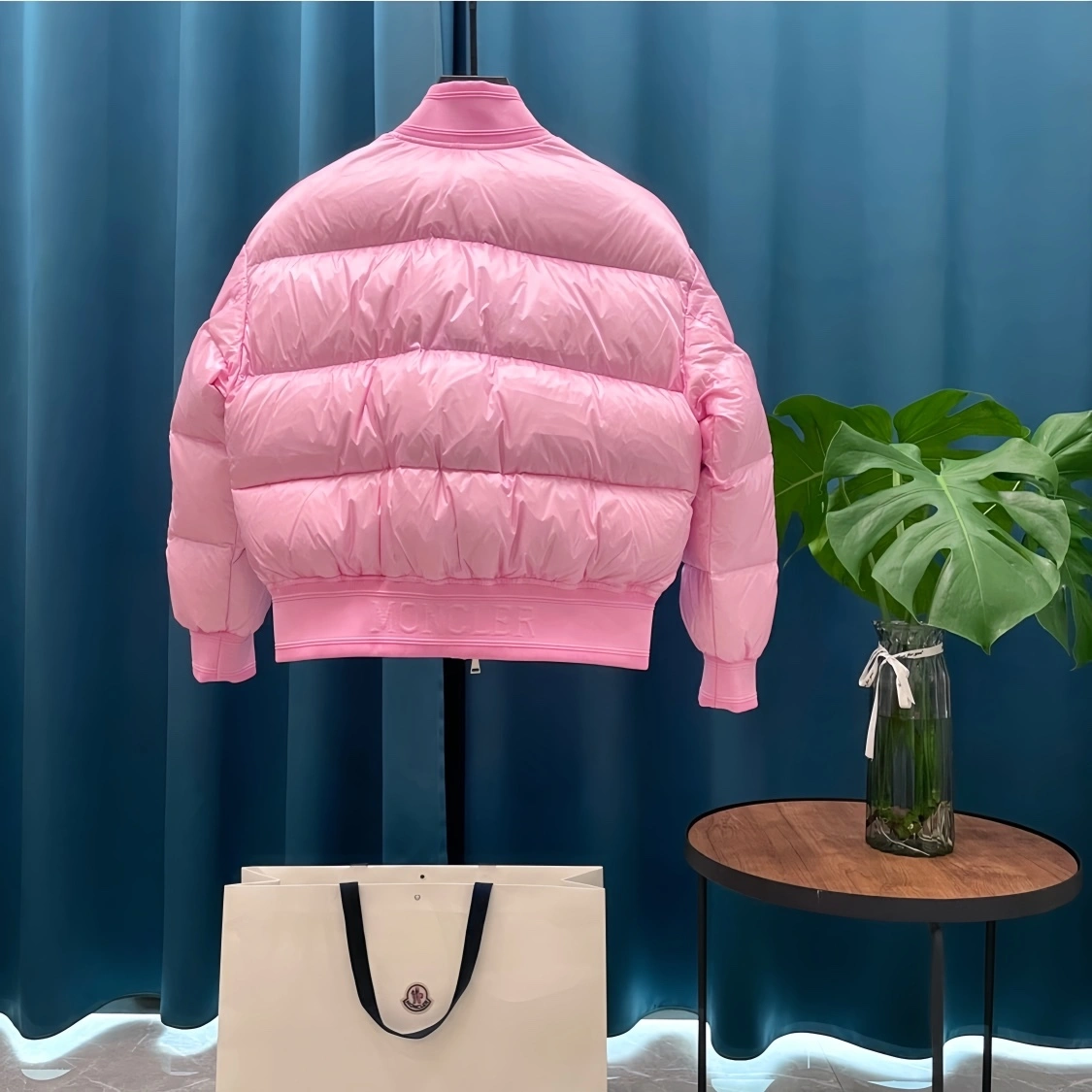 victoria- 7o9385r Merlat down jacket oversized 2Colour item:D-F125J0531-2