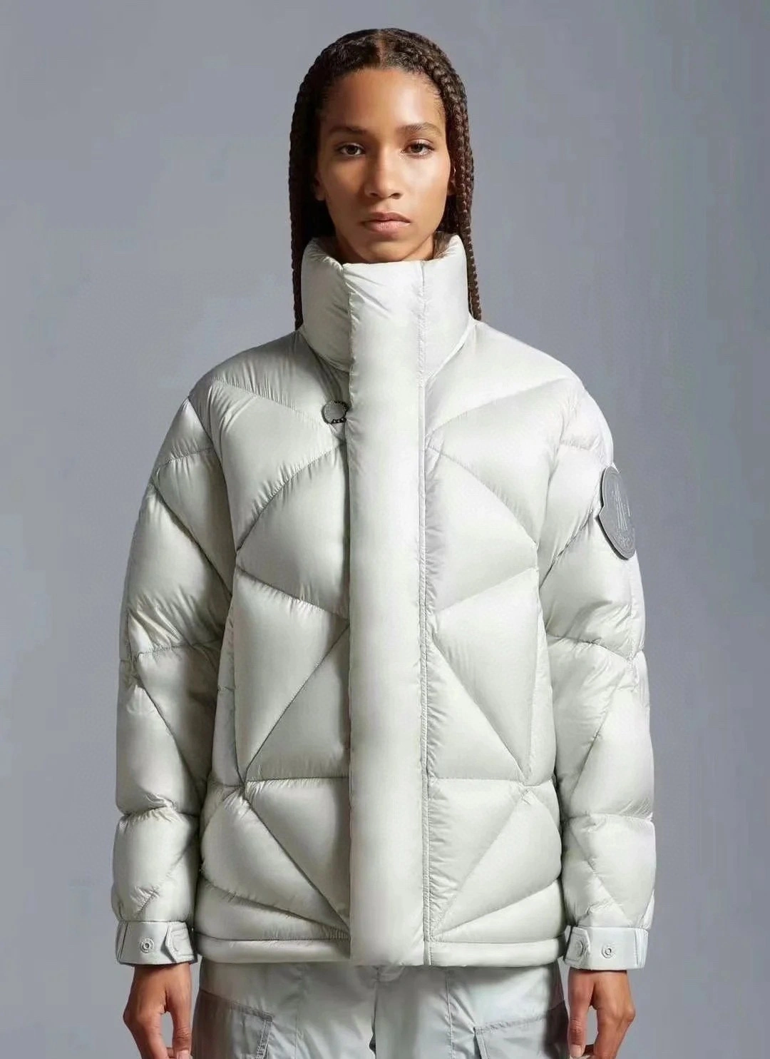 victoria- 7o9385r Pharrell Williams down jacket 2Colour item:D-F431J1330-2