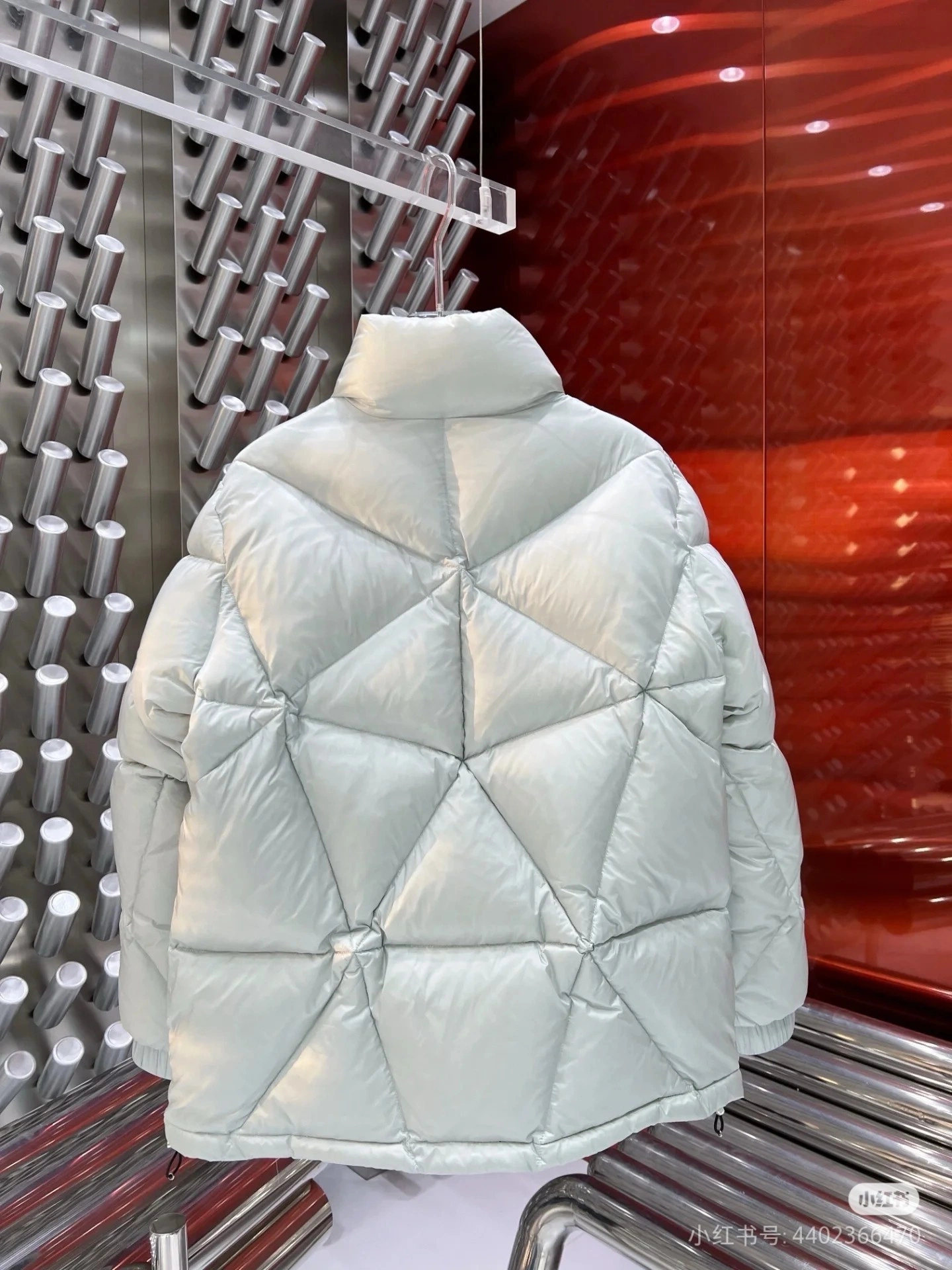 victoria- 7o9385r Pharrell Williams down jacket 2Colour item:D-F431J1330-2