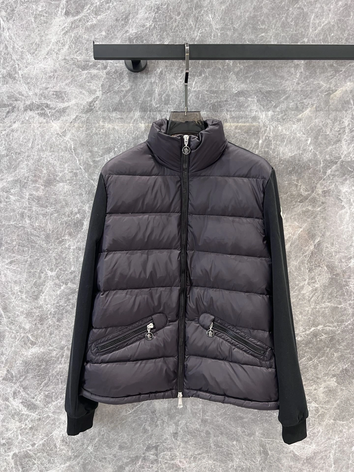 victoria- 7o9385r down jacket 2Colour item:D-F061I0614-2