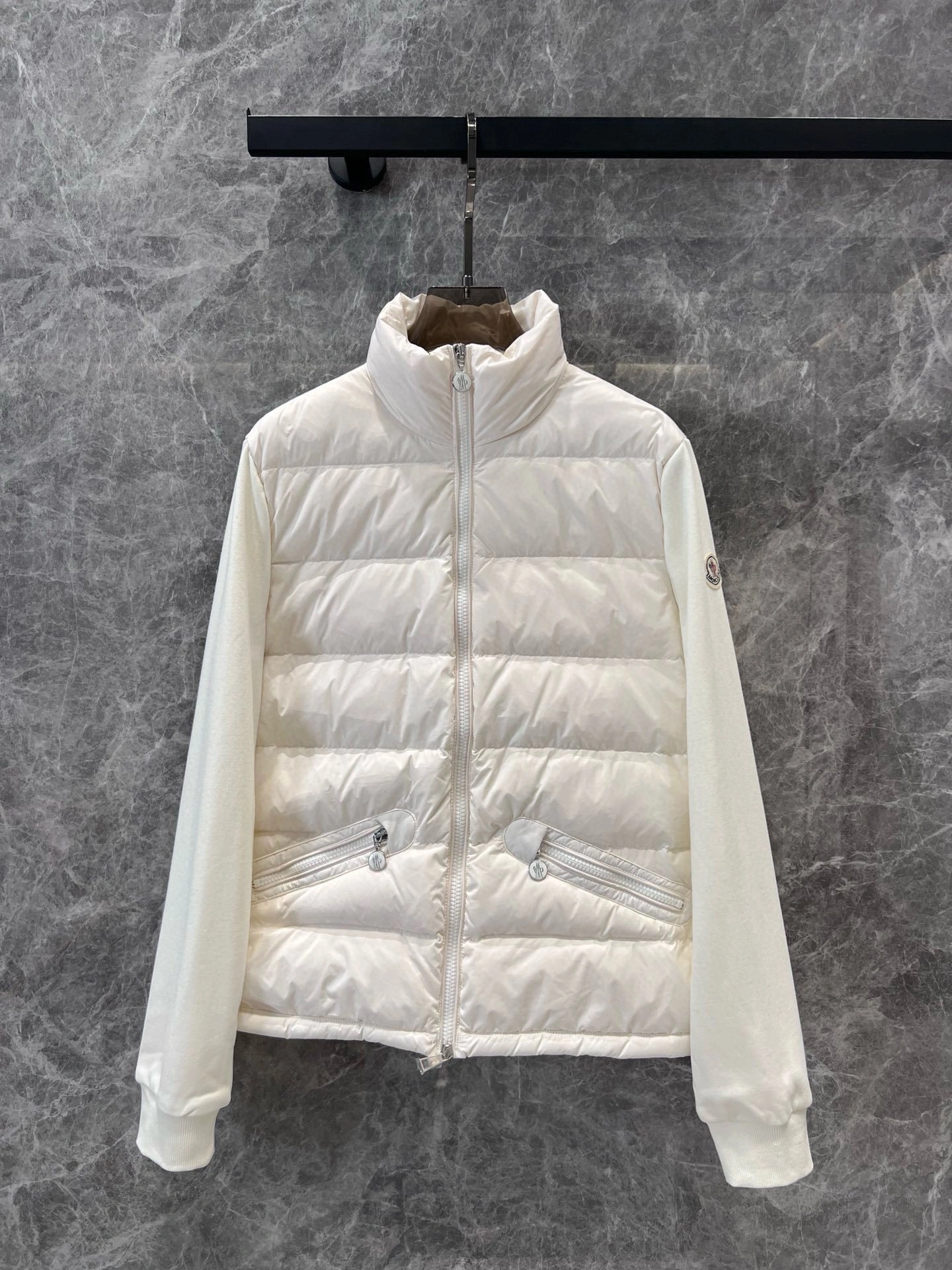 victoria- 7o9385r down jacket 2Colour item:D-F061I0614-2