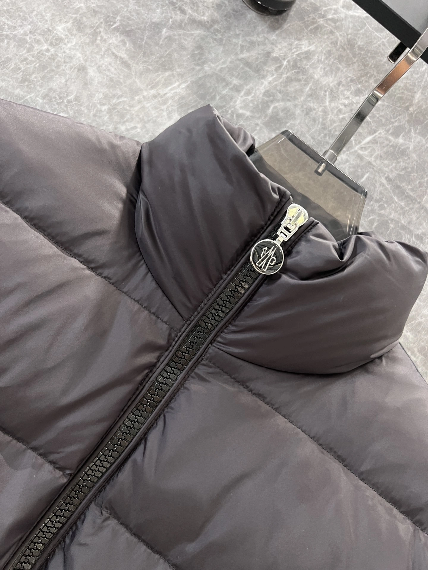 victoria- 7o9385r down jacket 2Colour item:D-F061I0614-2