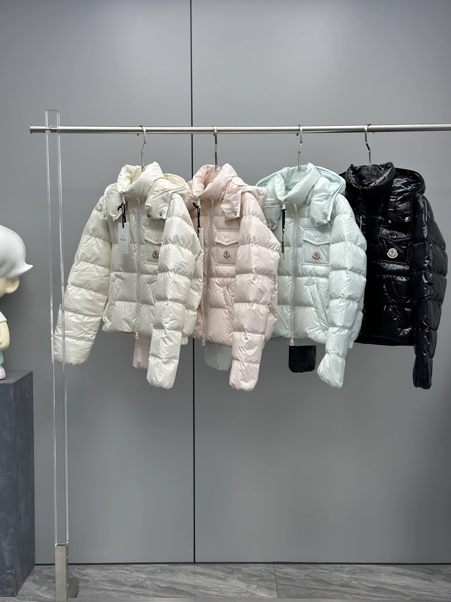 &victoria- 7o9385r down jacket 2Colour item:D-F365I0704-2