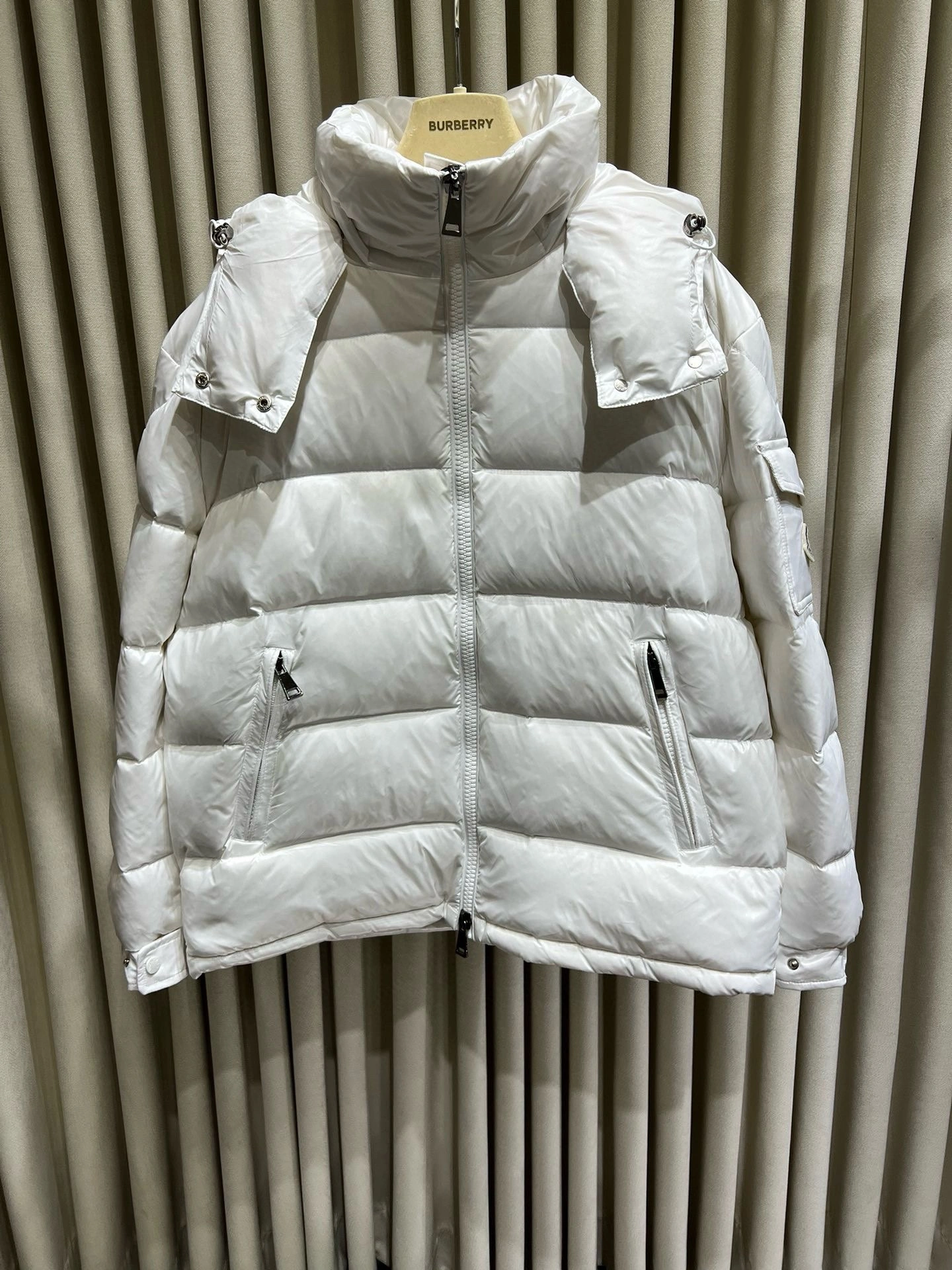 victoria- 7o9385r down jacket 90 White goose down 2Colour item:D-F140J2115-2