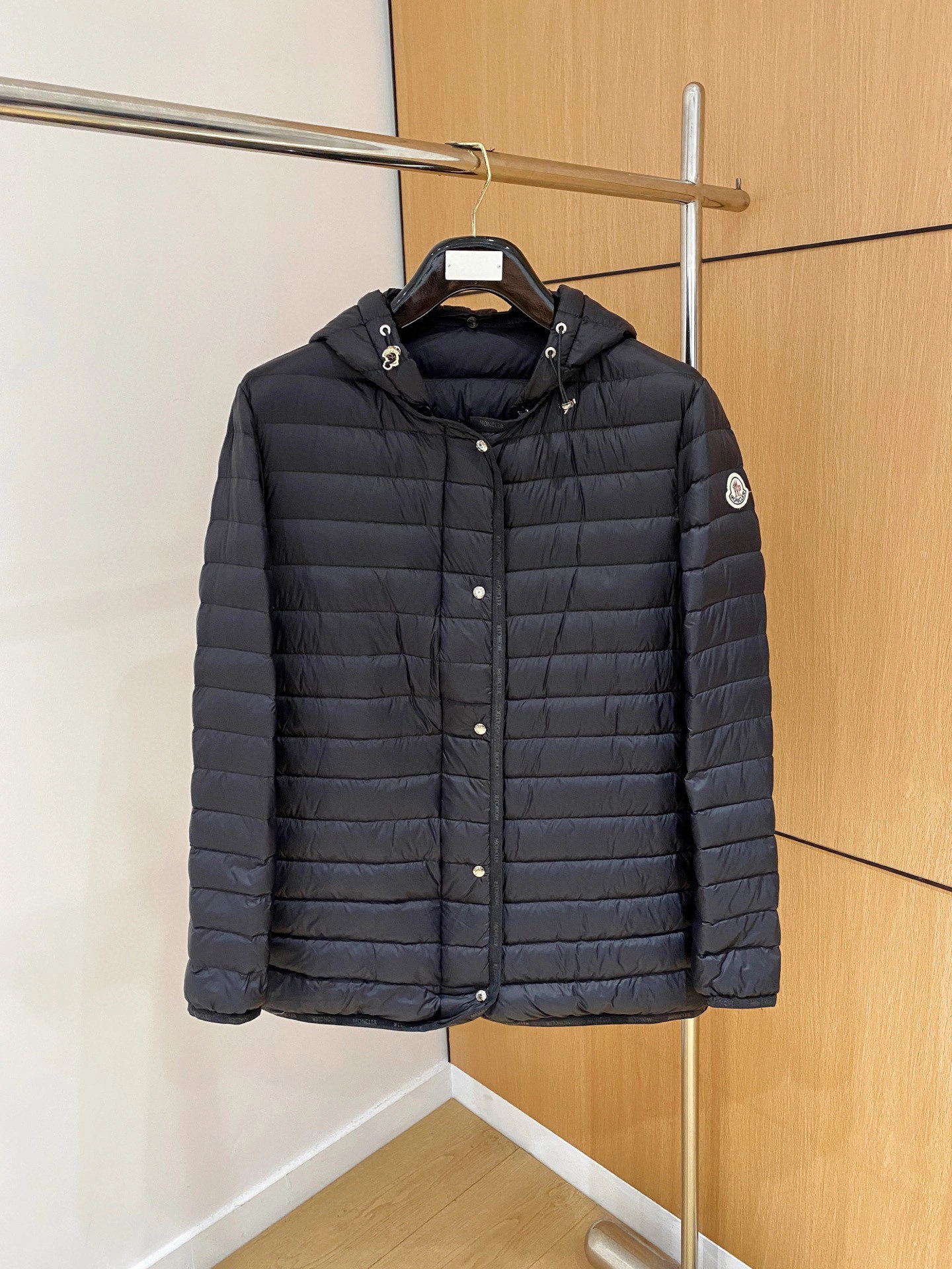 victoria- 7o9385r down jacket white duck down 2Colour item:E-F431I0323-2