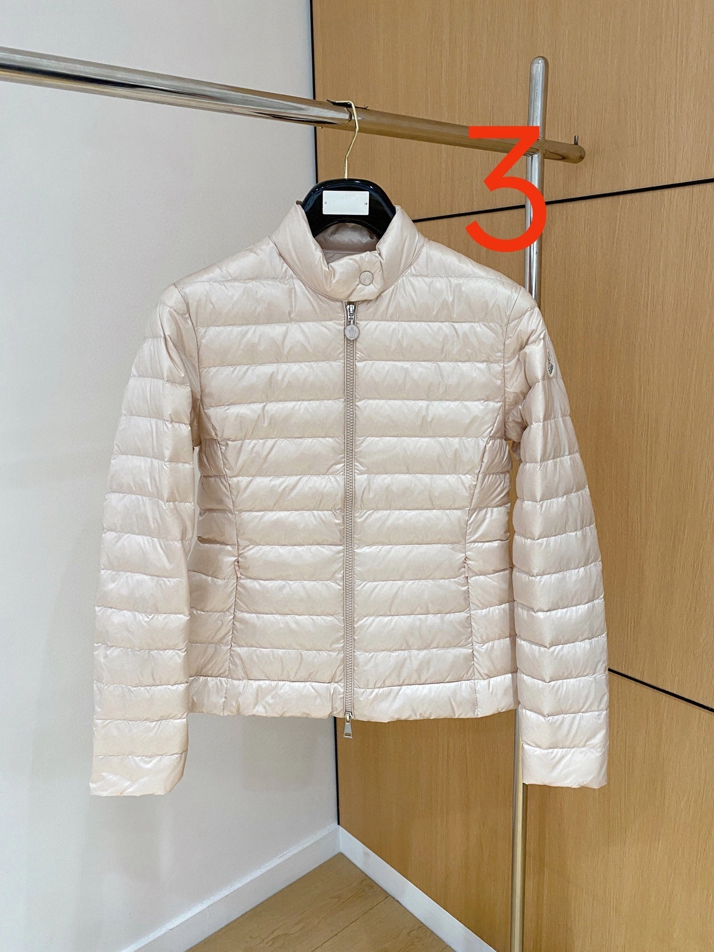 victoria- 7o9385r down jacket white duck down 3Colour item:E-F431I0322-3