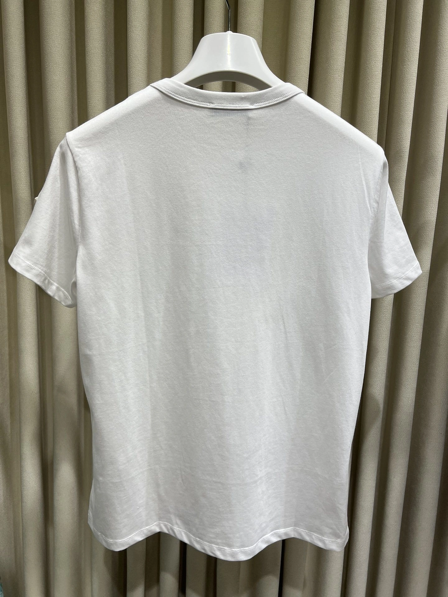 victoria- 7o9385r item:D-F140G2440