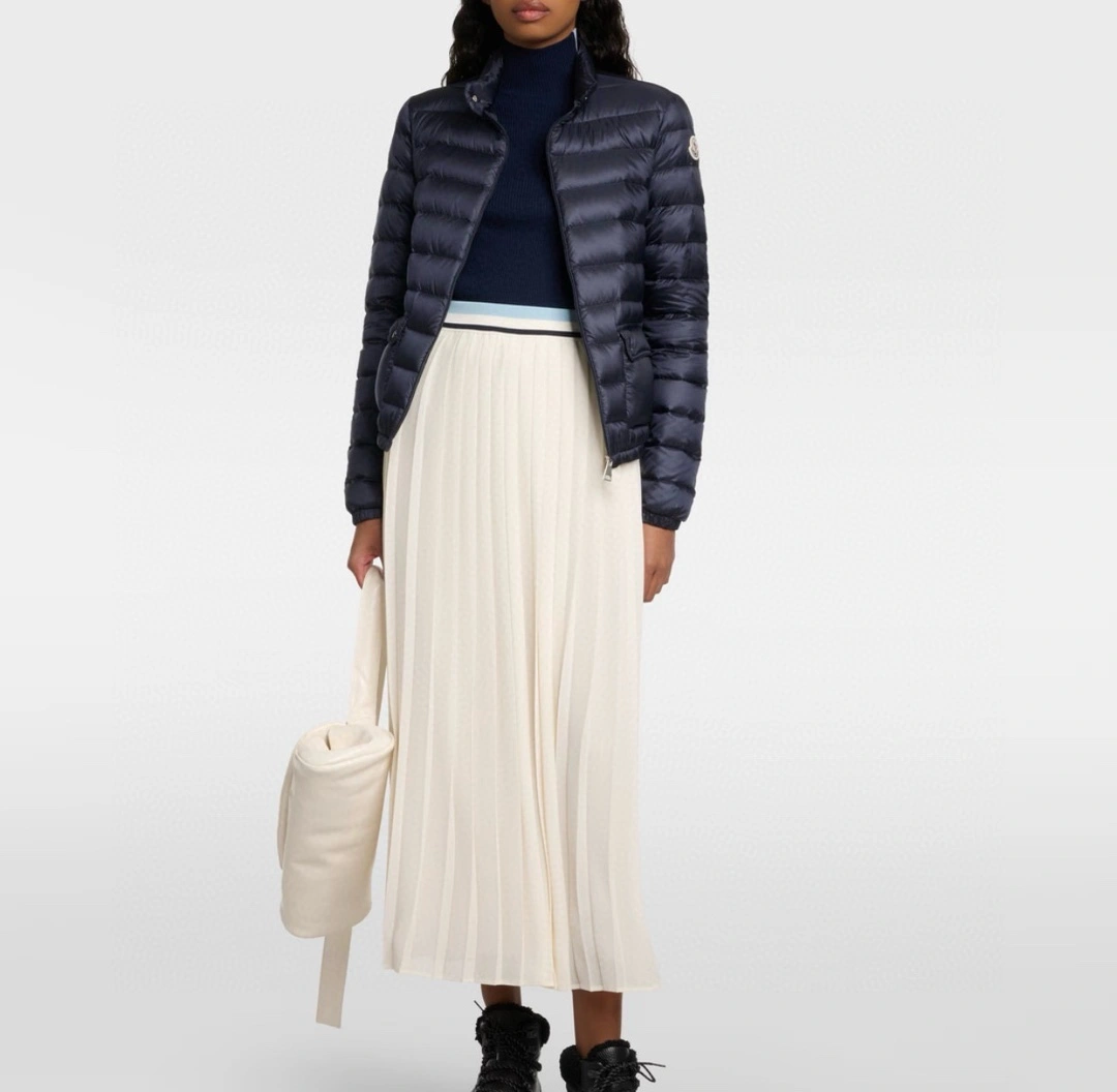 victoria- 7o9385r item:D-F140G2441