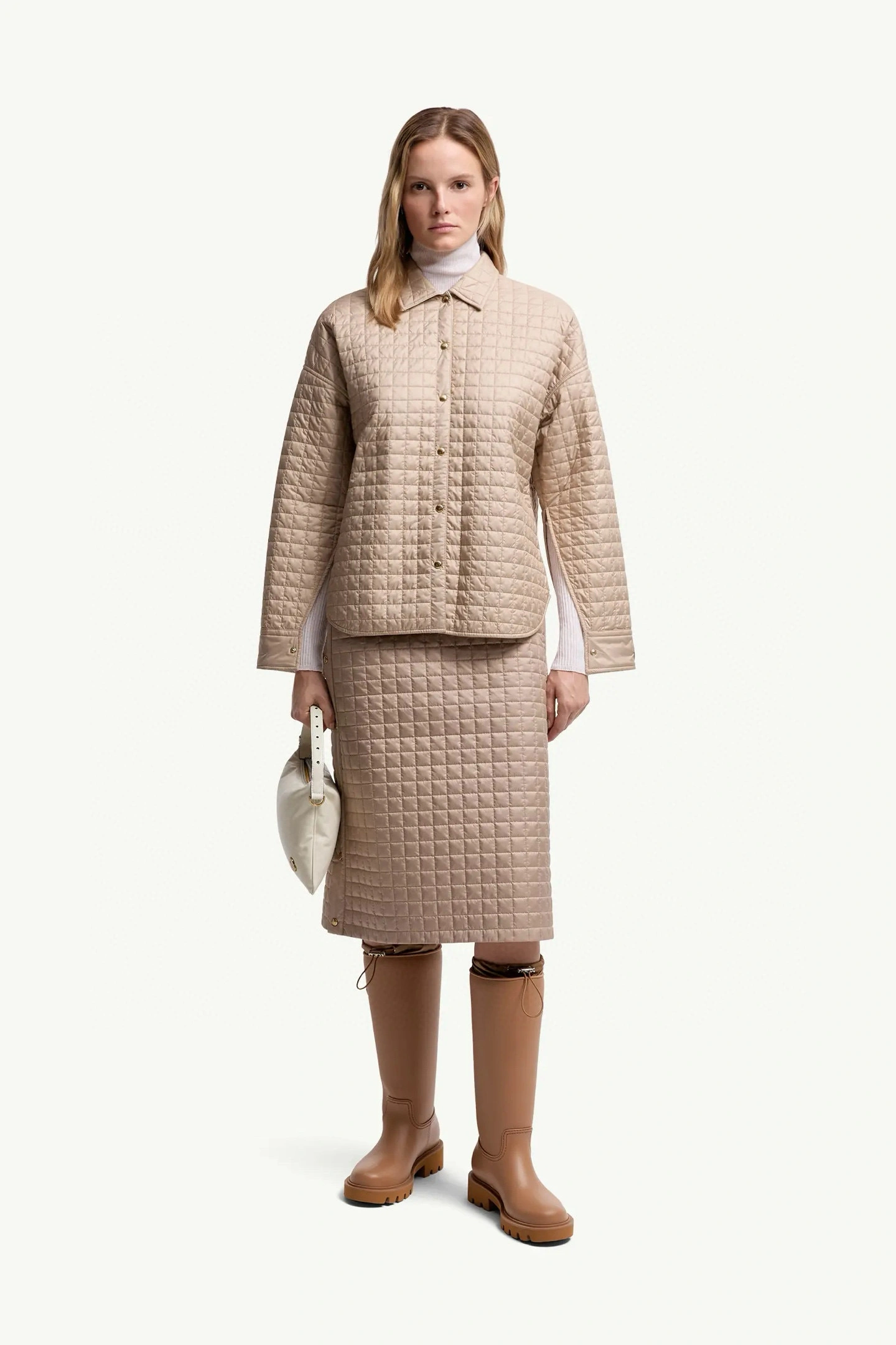 victoria- 7o9385r item:E-F020H2526