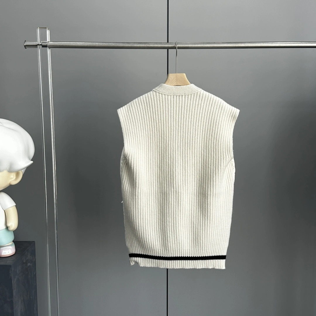 victoria- 7o9385r wool 2Colour item:D-F365I0720-2