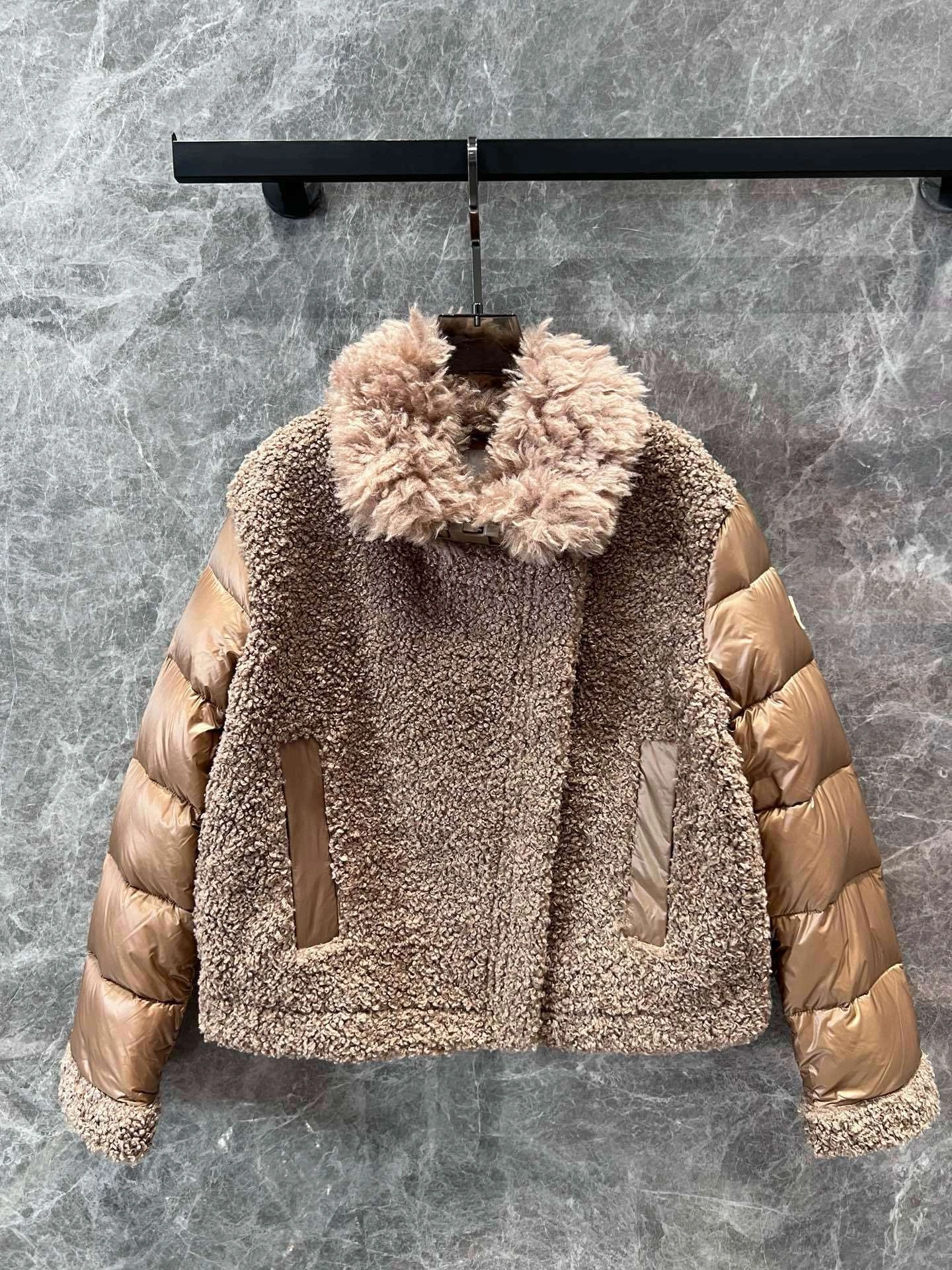 victoria- 7o9385r wool down jacket 3Colour item:D-F061I0612-3