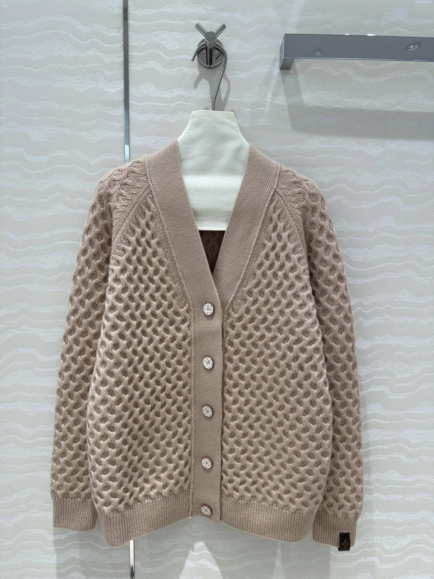 victoria- 8V cashmere 100% cashmere item:D-F240G2642