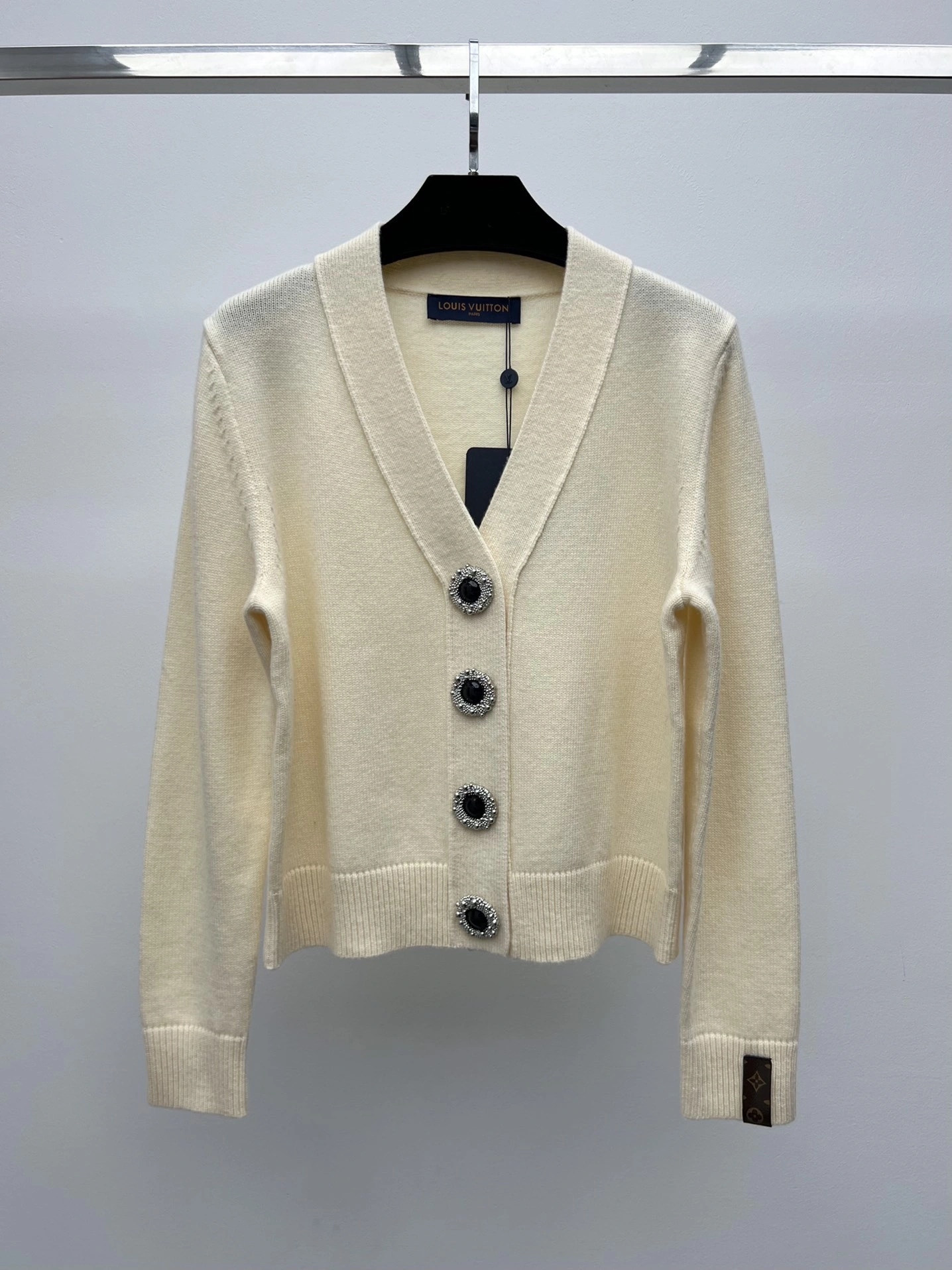 victoria- 8V cashmere 2Colour item:D-F244K1107-2