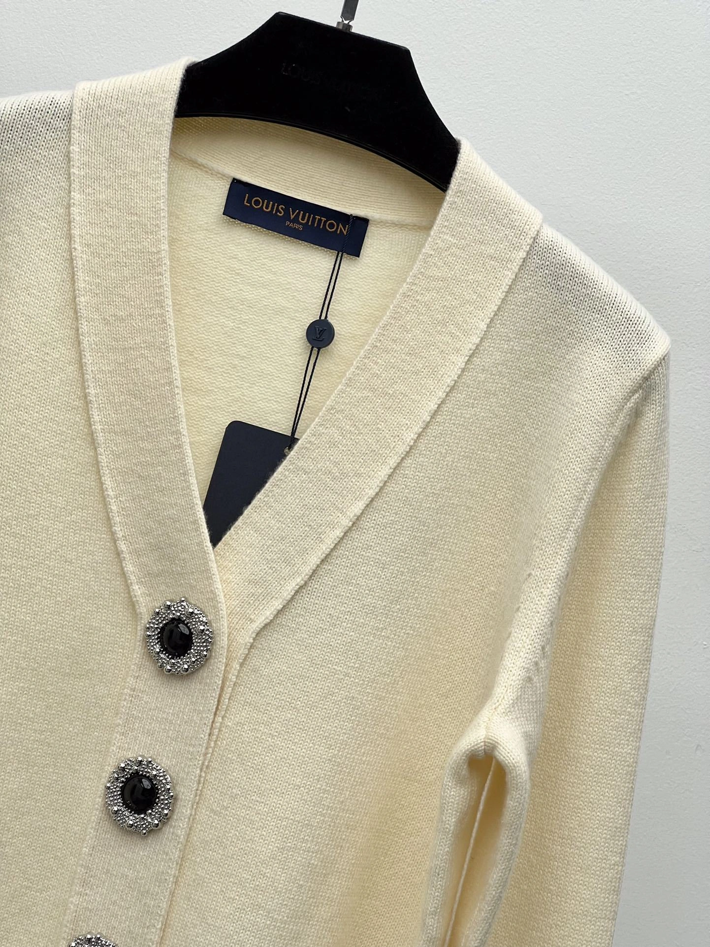 victoria- 8V cashmere 2Colour item:D-F244K1107-2