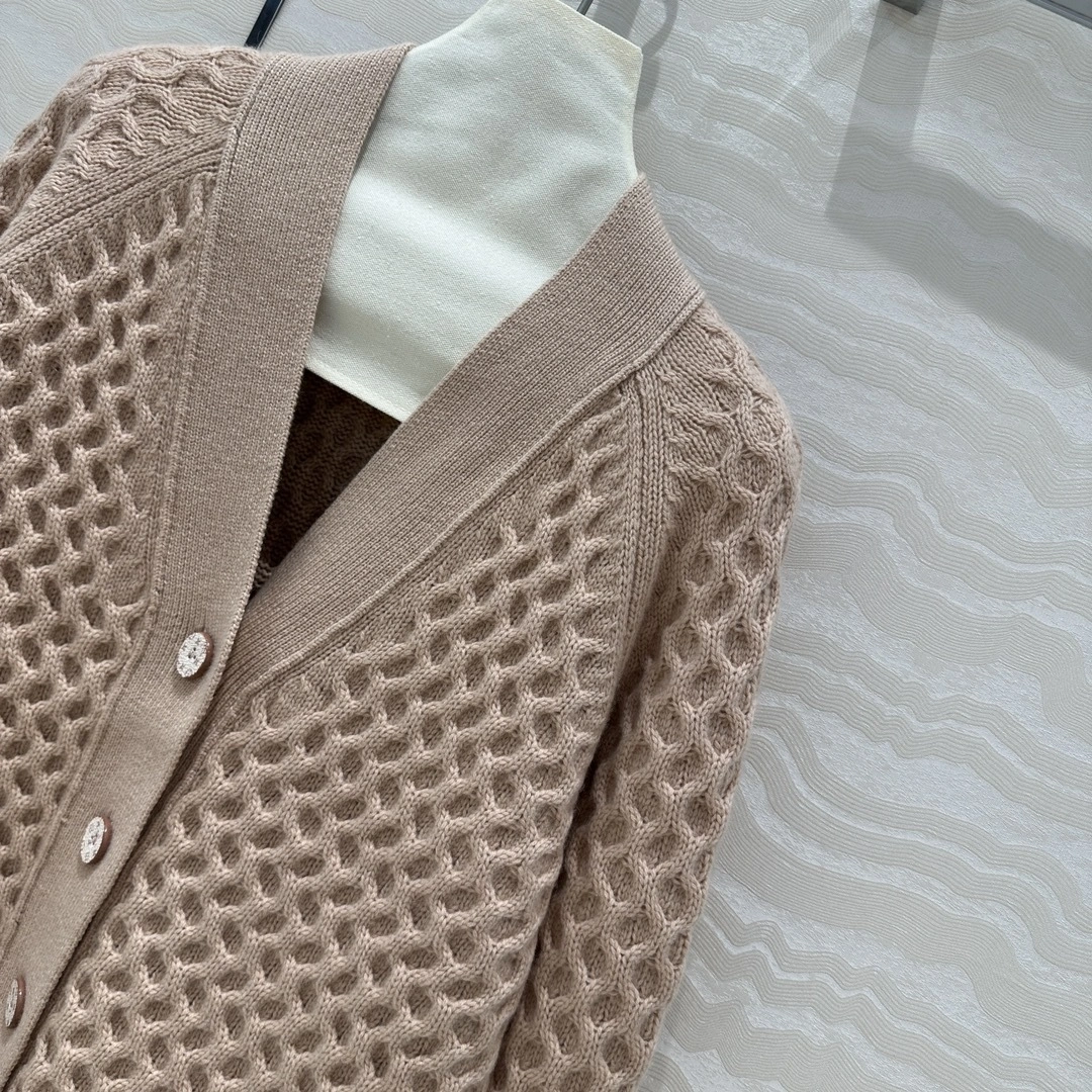 victoria- 8V cashmere item:D-F061I0205