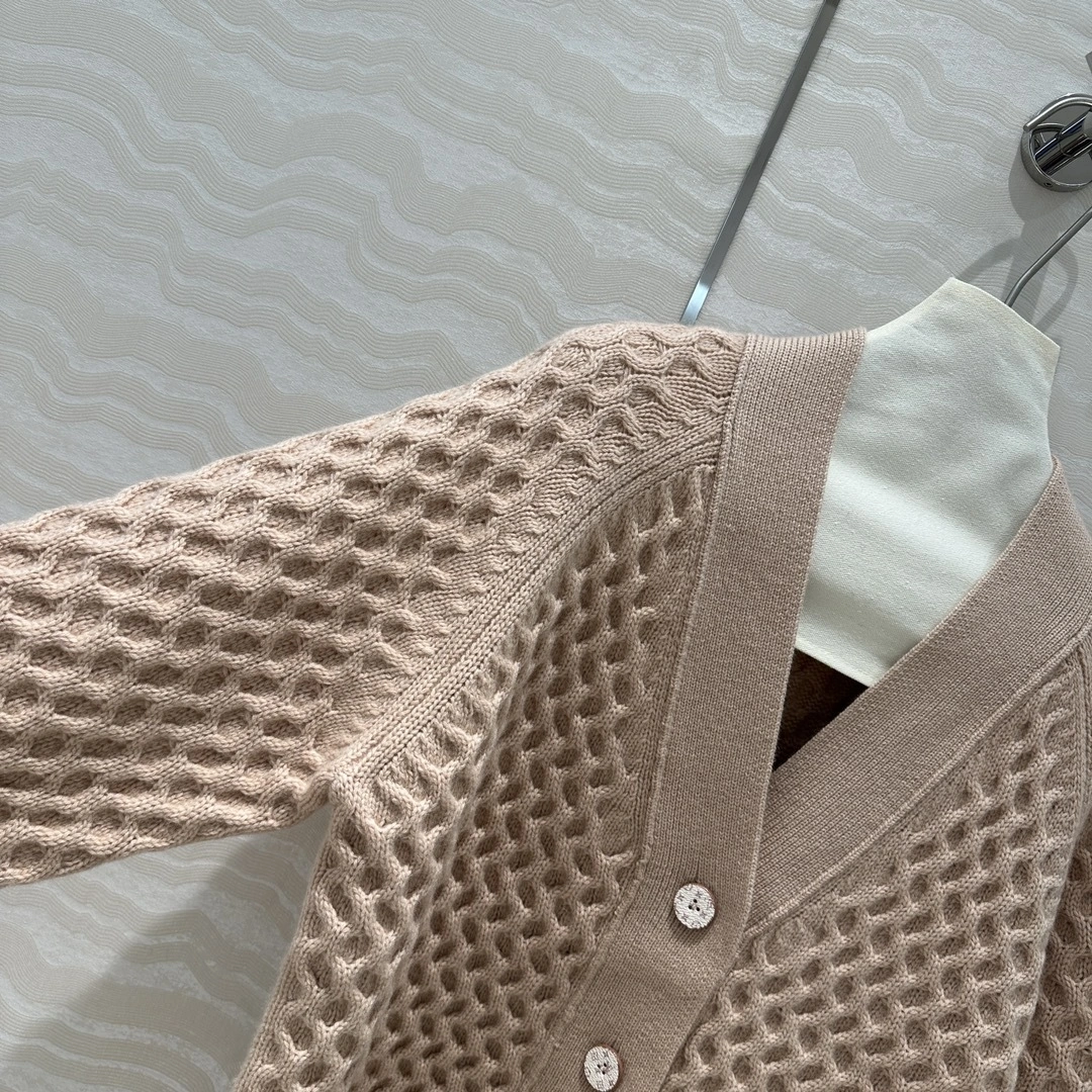 victoria- 8V cashmere item:D-F061I0205
