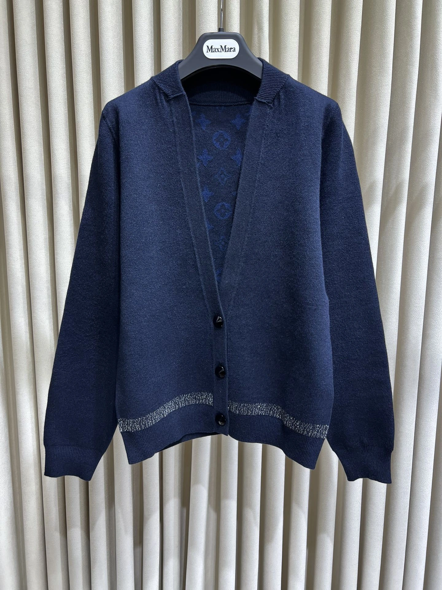victoria- 8V cashmere item:D-F140J5020